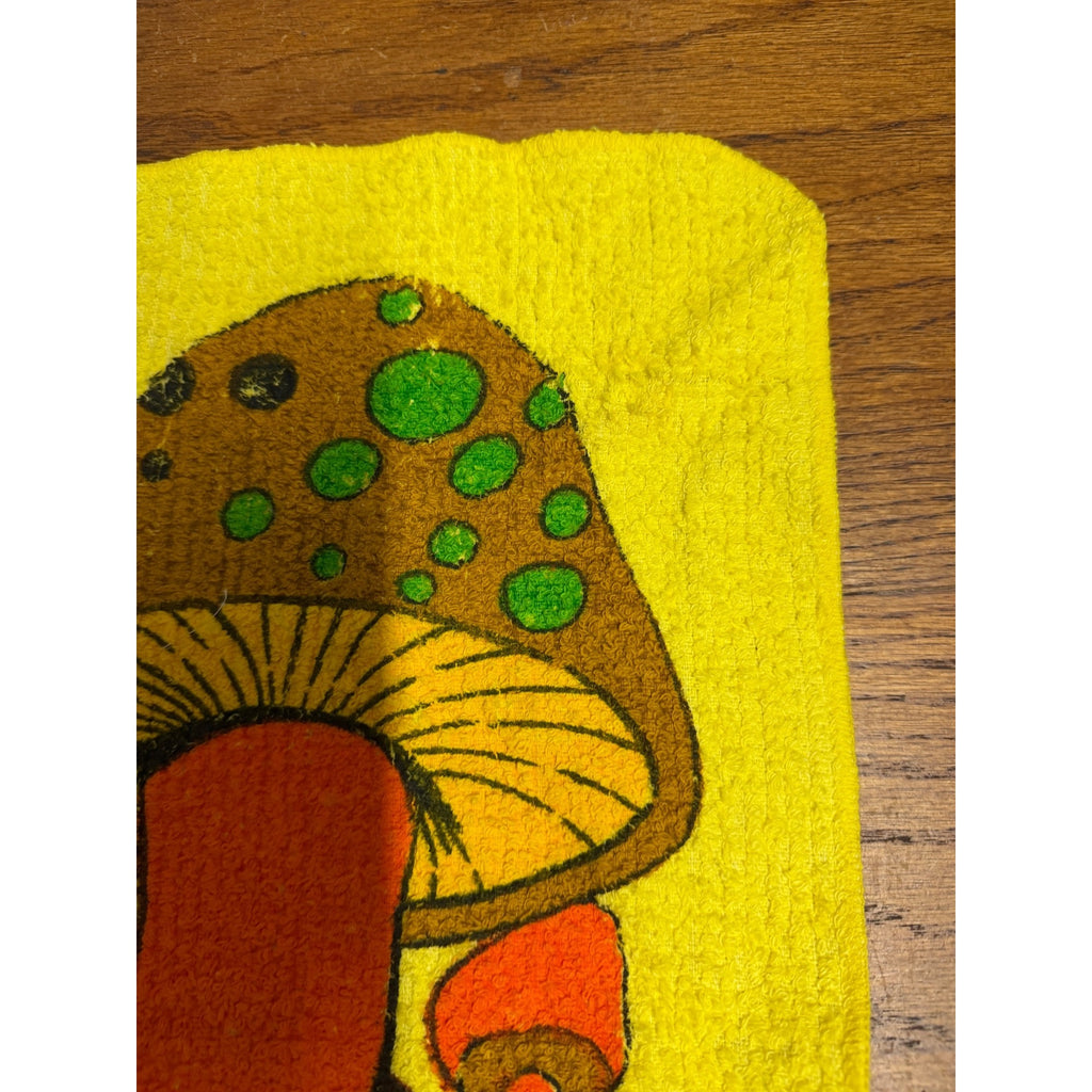 Vintage 1970s CANNON Merry Mushroom Hand Towel 13" x 12" Retro Kitchen