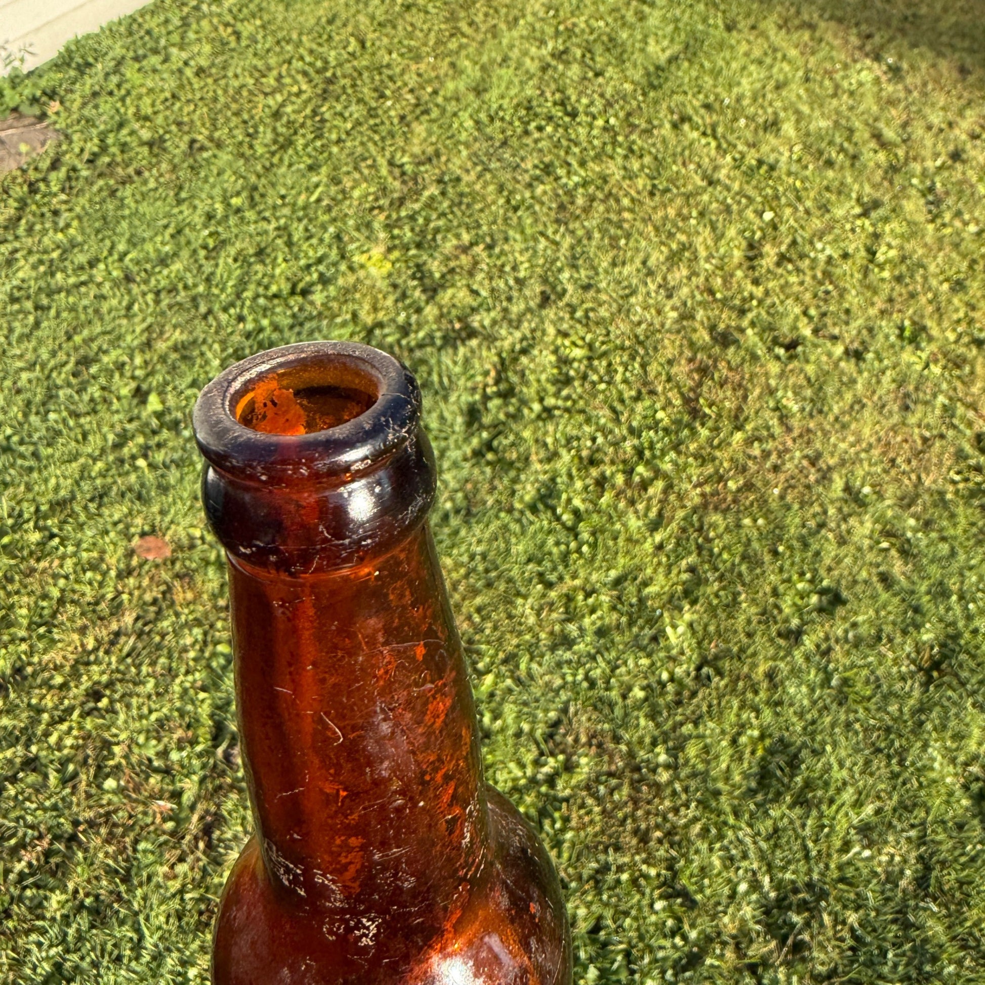 Vintage Gutsch Sheboygan Wisconsin Amber Beer Bottle 12oz