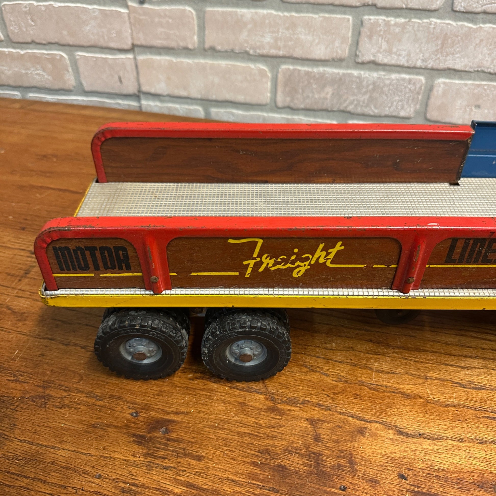 Wyandotte Motor Freight Lines Truck & Trailer Wood Sides Vintage Metal Toy