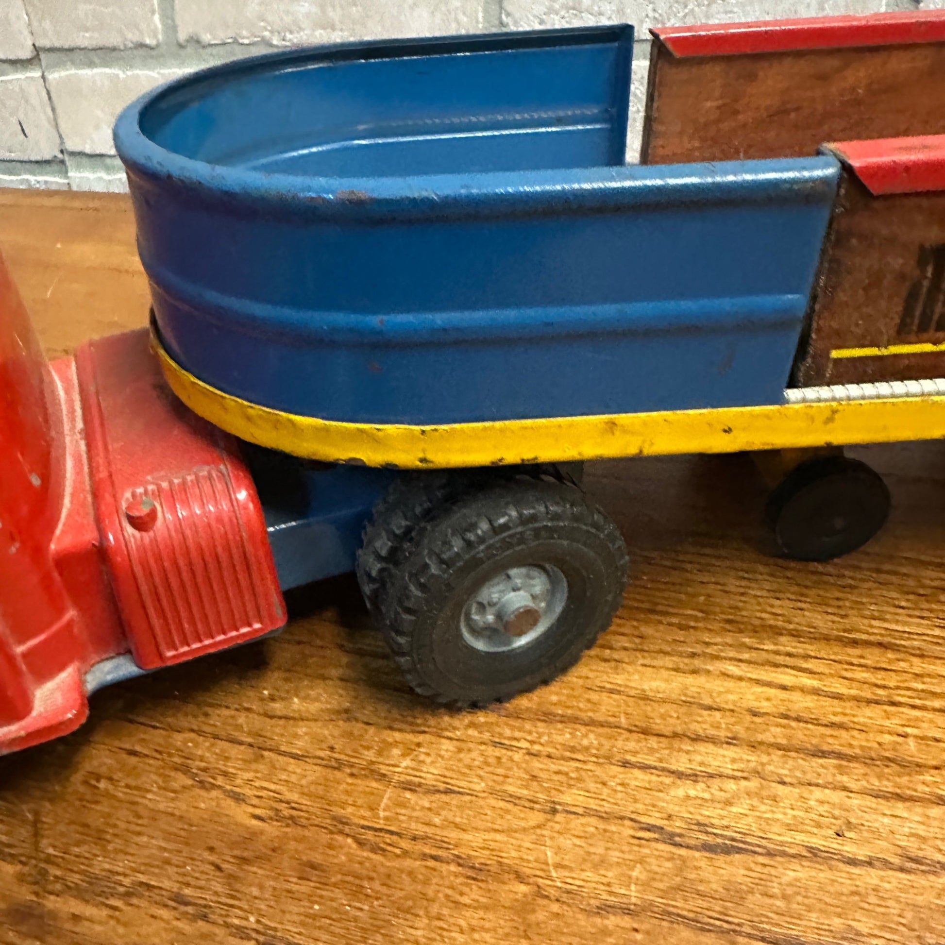 Wyandotte Motor Freight Lines Truck & Trailer Wood Sides Vintage Metal Toy