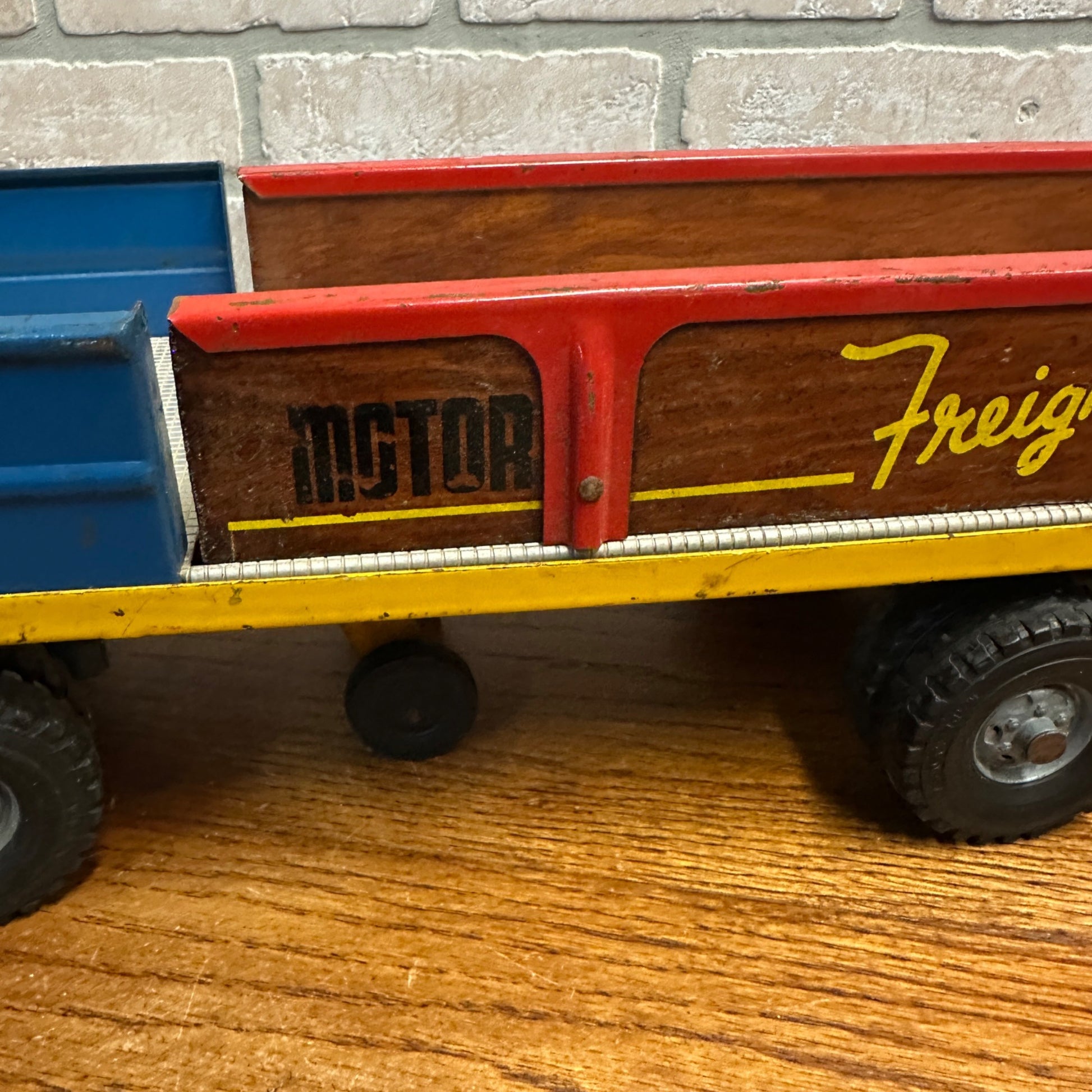 Wyandotte Motor Freight Lines Truck & Trailer Wood Sides Vintage Metal Toy