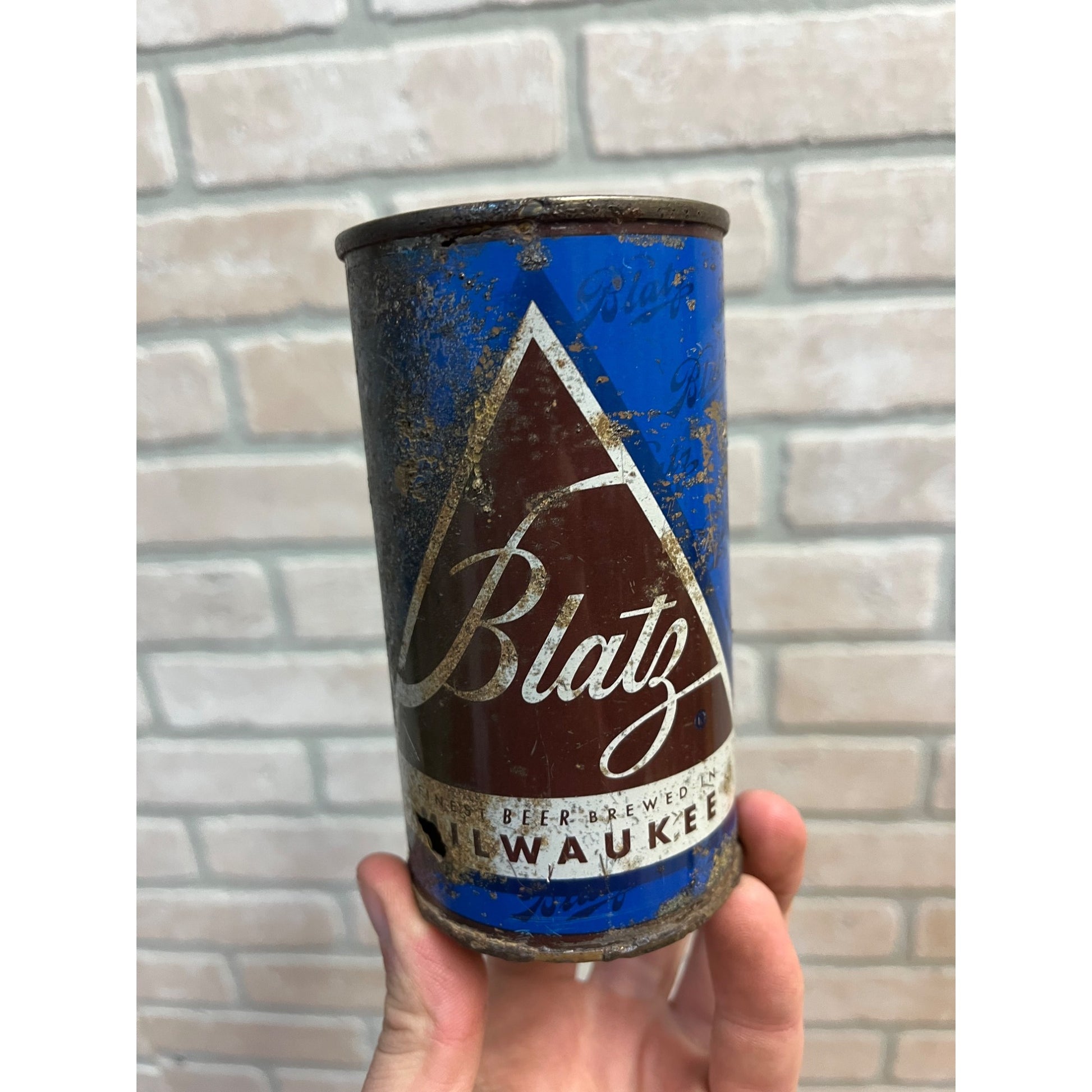 Blatz 1955 Christmas Beer Can RARE BLUE Milwaukee Vintage Flat Top Steel