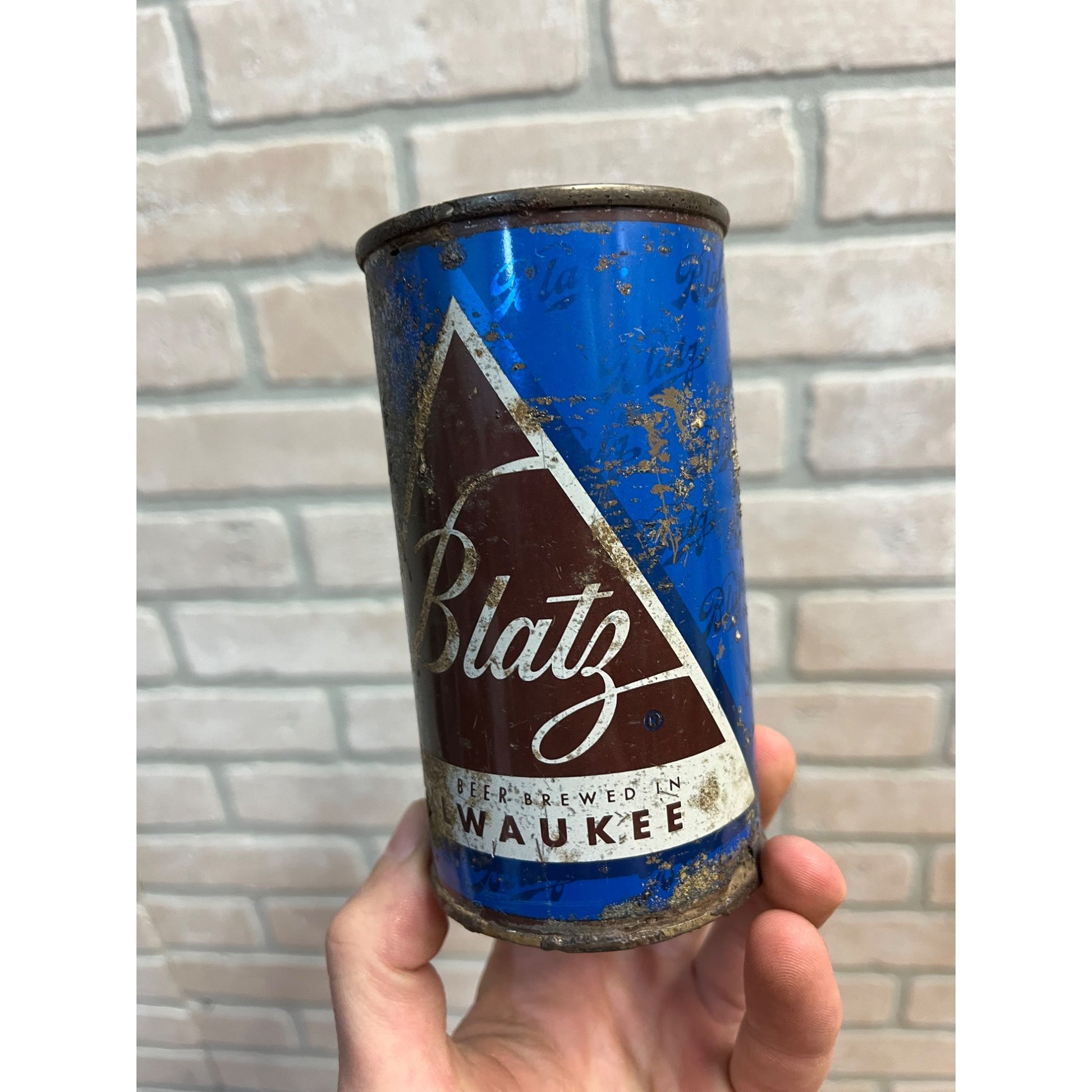 Blatz 1955 Christmas Beer Can RARE BLUE Milwaukee Vintage Flat Top Steel