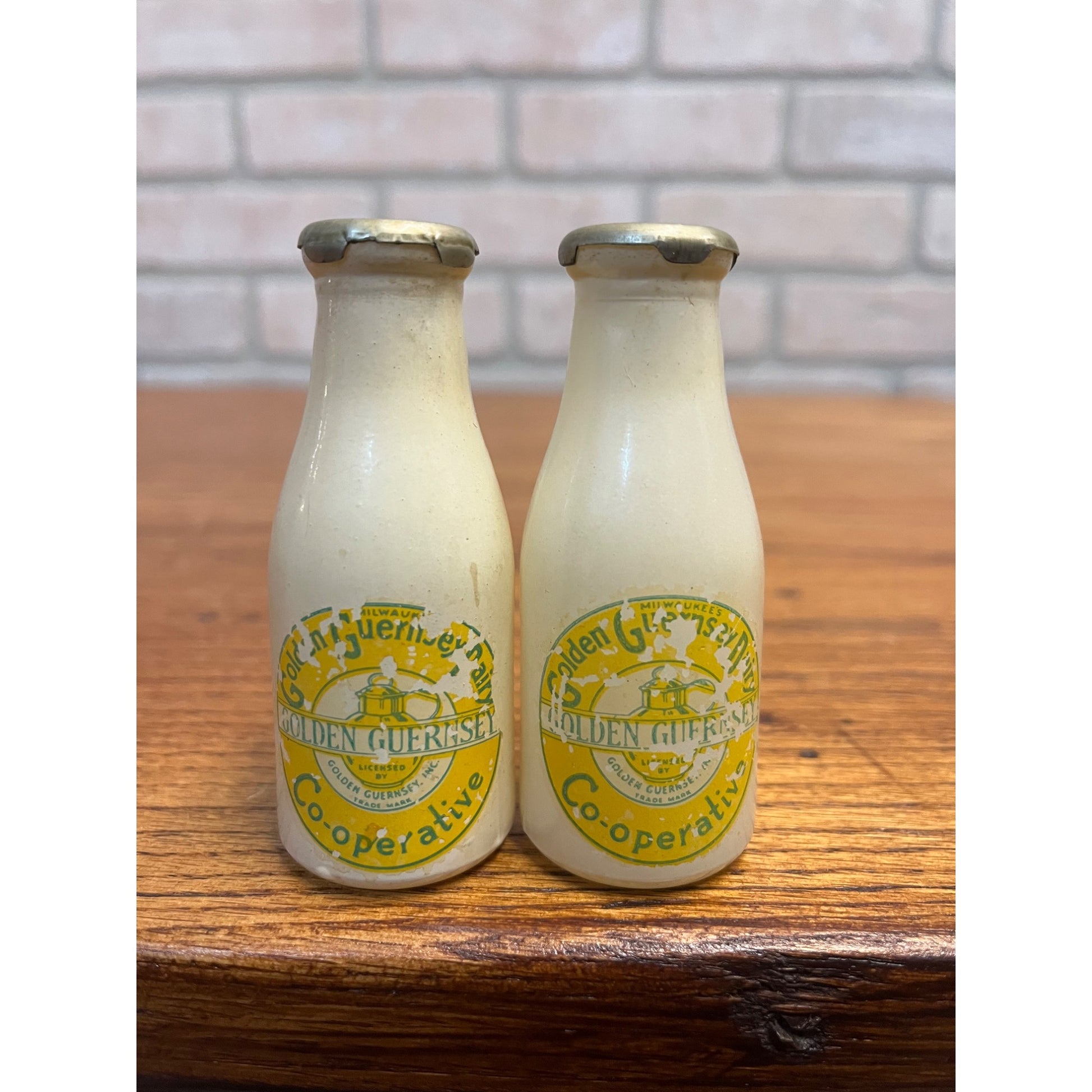 Vintage Golden Guernsey Dairy Miniature Glass Milk Bottle Salt & Pepper Shakers