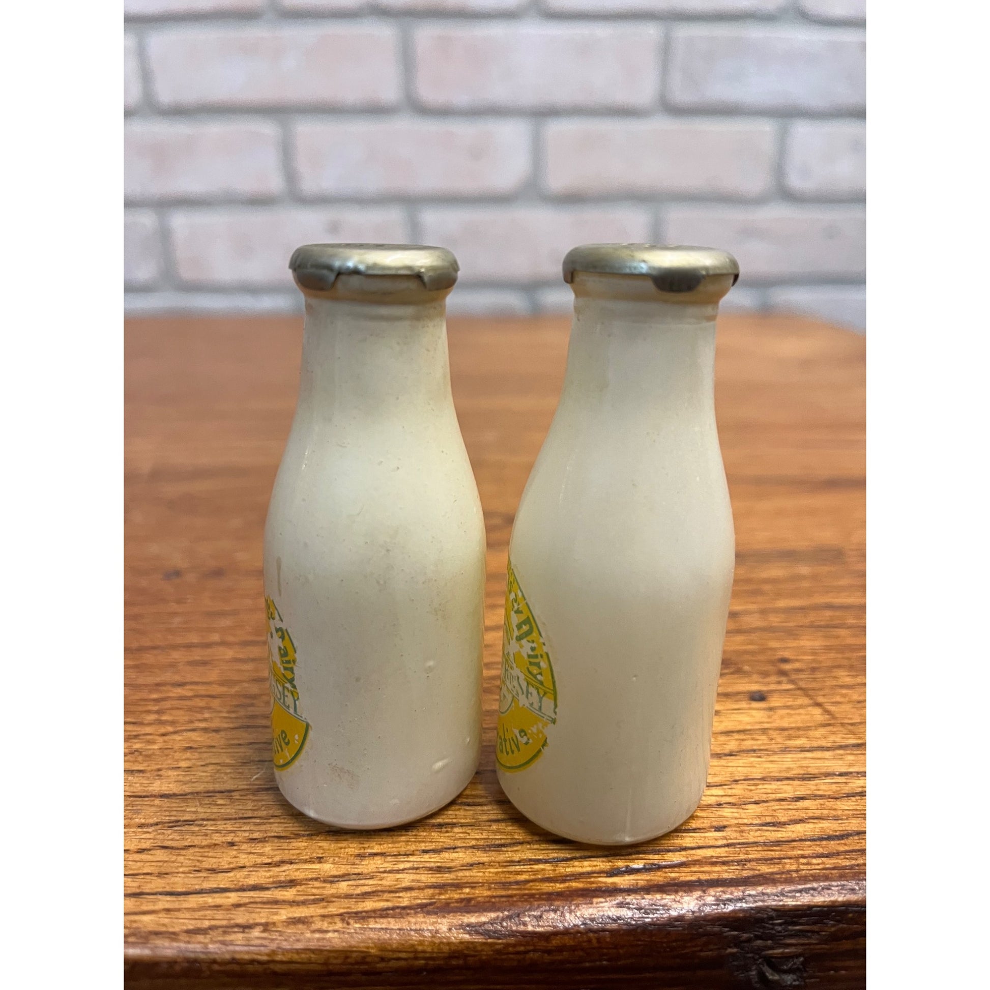 Vintage Golden Guernsey Dairy Miniature Glass Milk Bottle Salt & Pepper Shakers