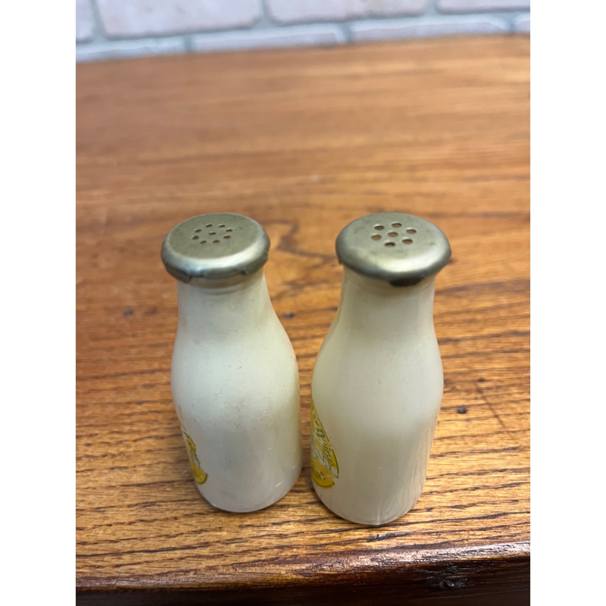 Vintage Golden Guernsey Dairy Miniature Glass Milk Bottle Salt & Pepper Shakers
