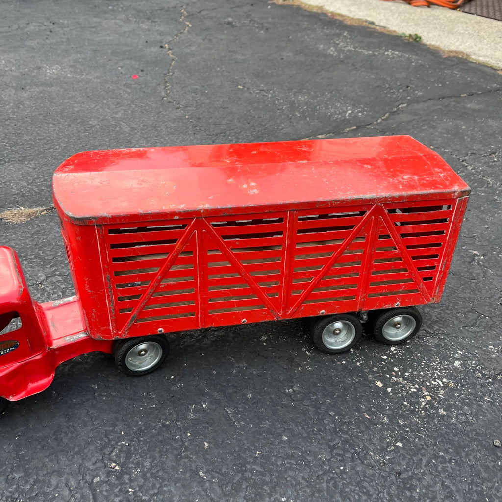 Vintage Tonka Farms Livestock Red Truck Hauler Pressed Steel Toy