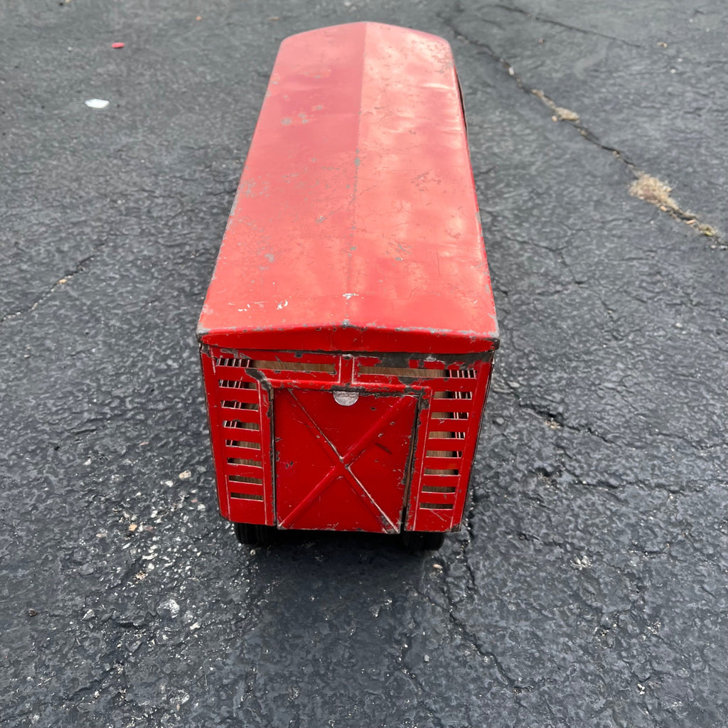 Vintage Tonka Farms Livestock Red Truck Hauler Pressed Steel Toy