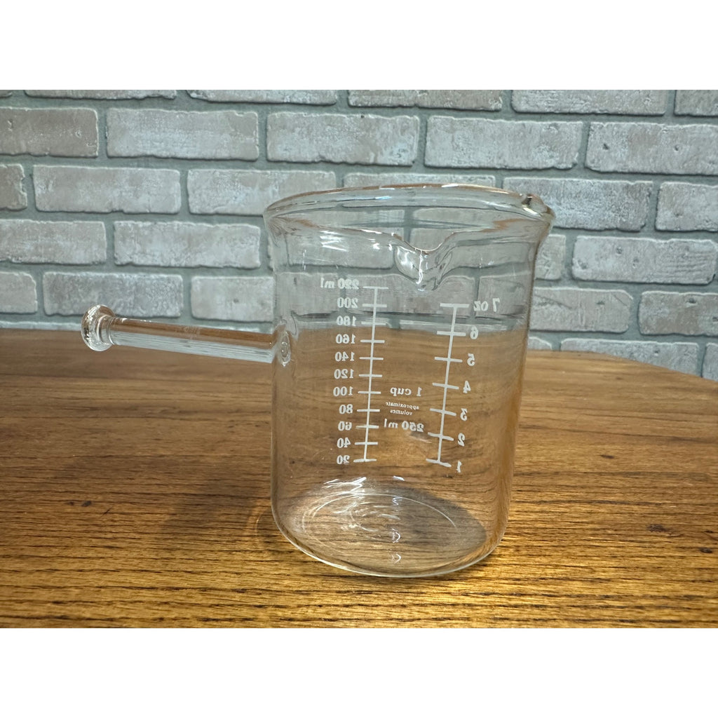 Vintage Glass Pouring Beaker Spout with Handle 3.5" Tall Clear cook Ware 7oz 220ml