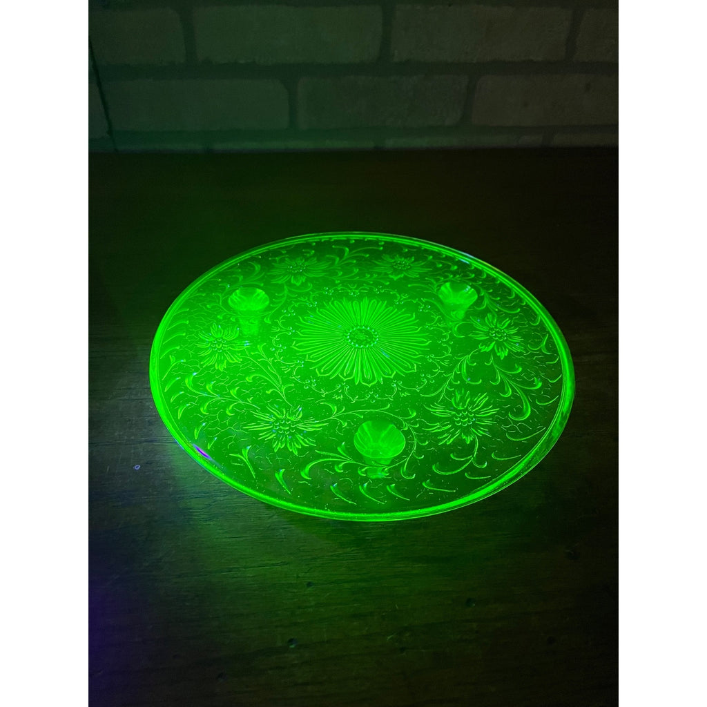 Vintage 1930s Jeannette Sunflower Uranium Glass Green Depression Cake Stand