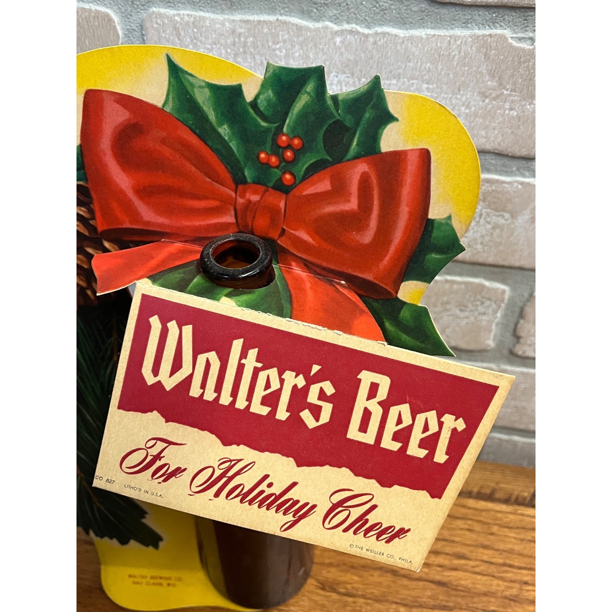Vintage Walter's Brewing Co. Holiday Beer Advertising Sign Display Eau Claire WI