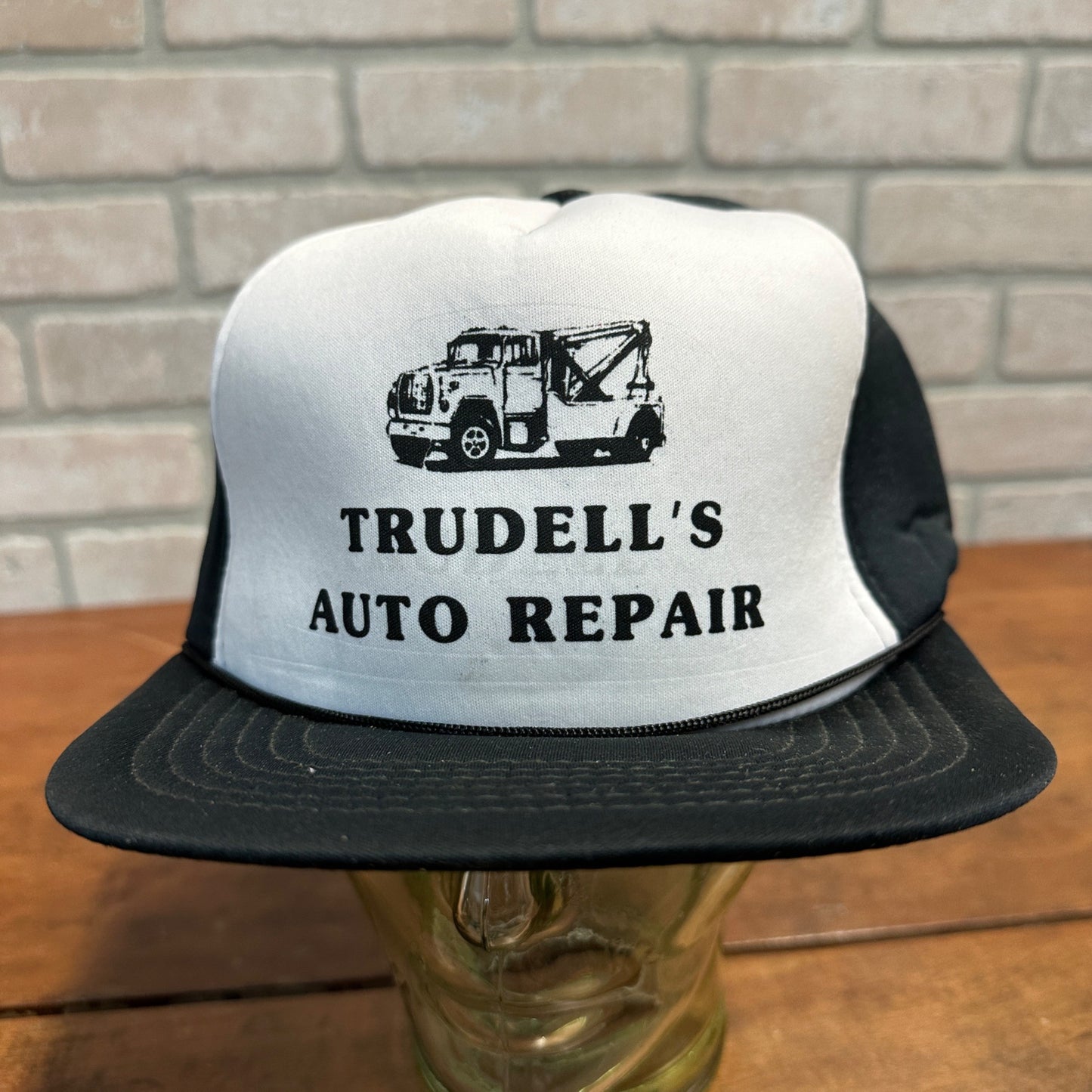 VINTAGE TRUDELL AUTO REPAIR SUAMICO WIS RETRO SNAPBACK HAT WRECKER TOW TRUCK