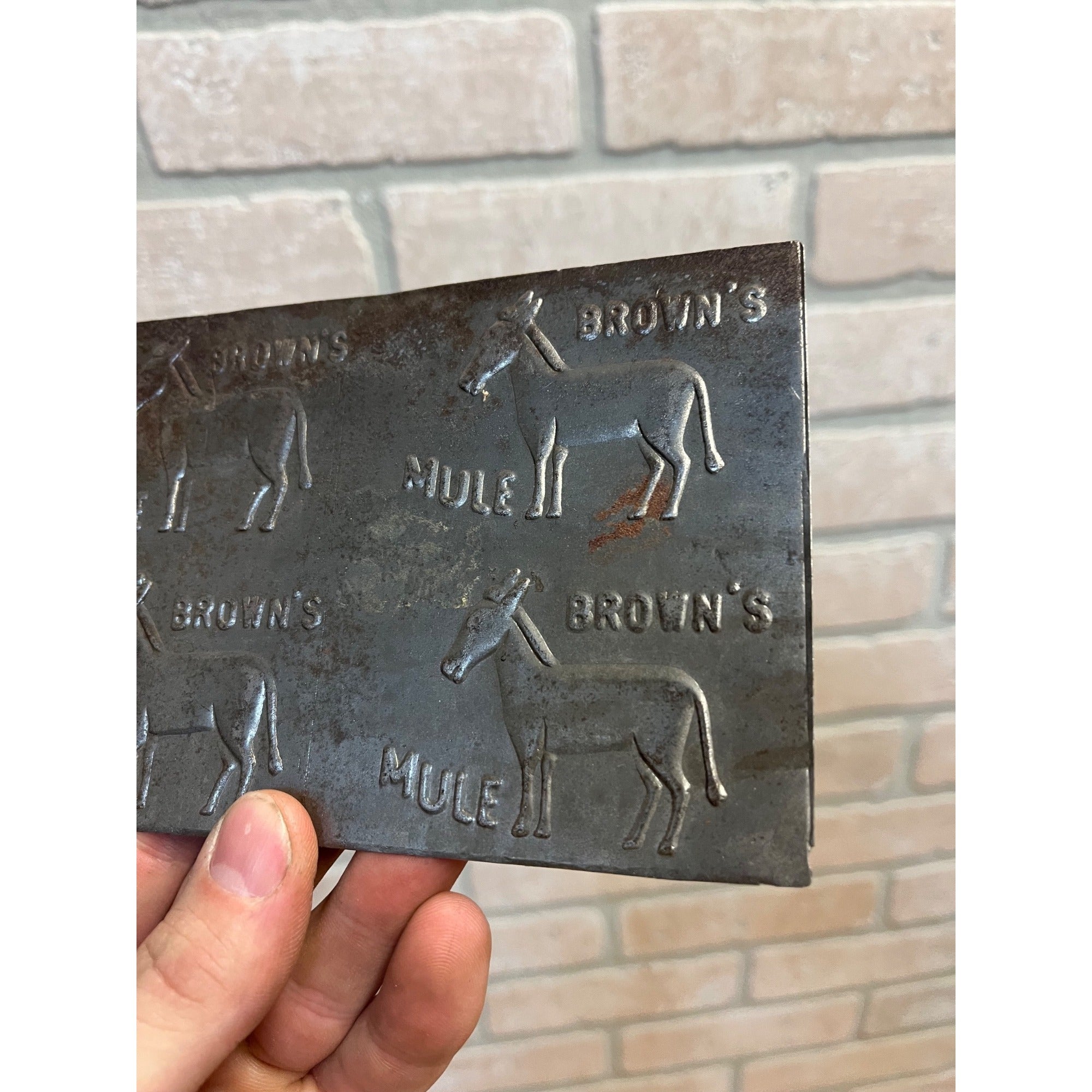Vintage Brown's Mule Chewing Tobacco Tin Embossing Mold 6" by 4"