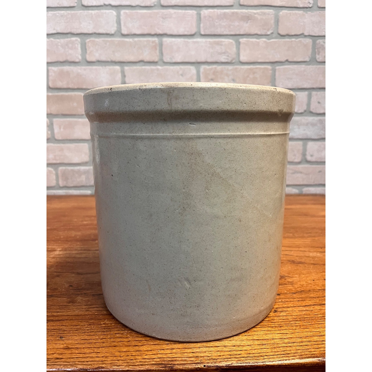 Vintage Glazed Western Stoneware Company 2 Gallon Crock Maple Leaf Design Monmouth, Illinois Primitive Kitchen Decor