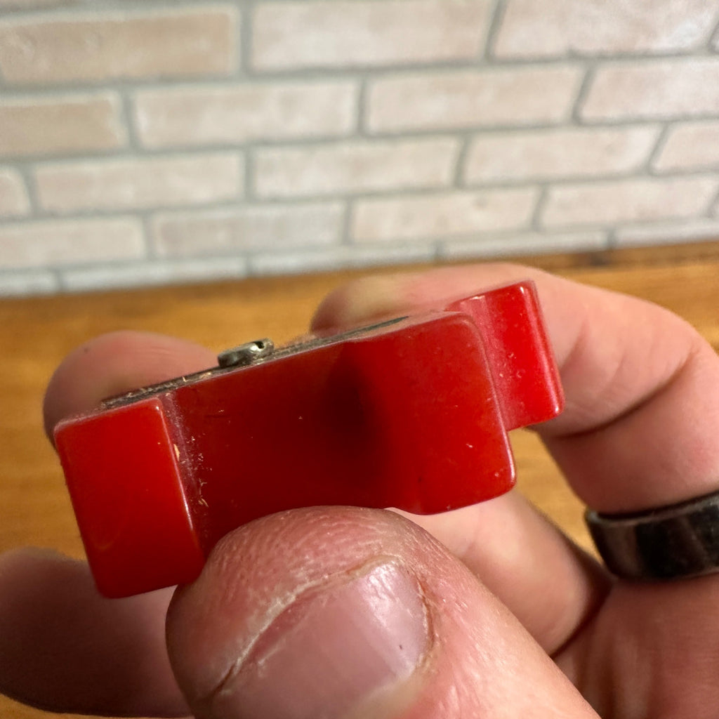 Vintage Marbled Bakelite Scotty Dog Pencil Sharpener Red