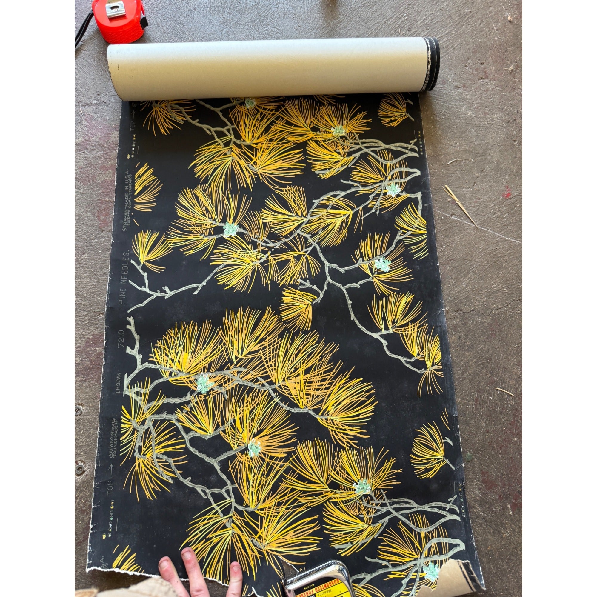 Vintage Pine Needles Black Wallpaper Roll For Crafting Black & Gold