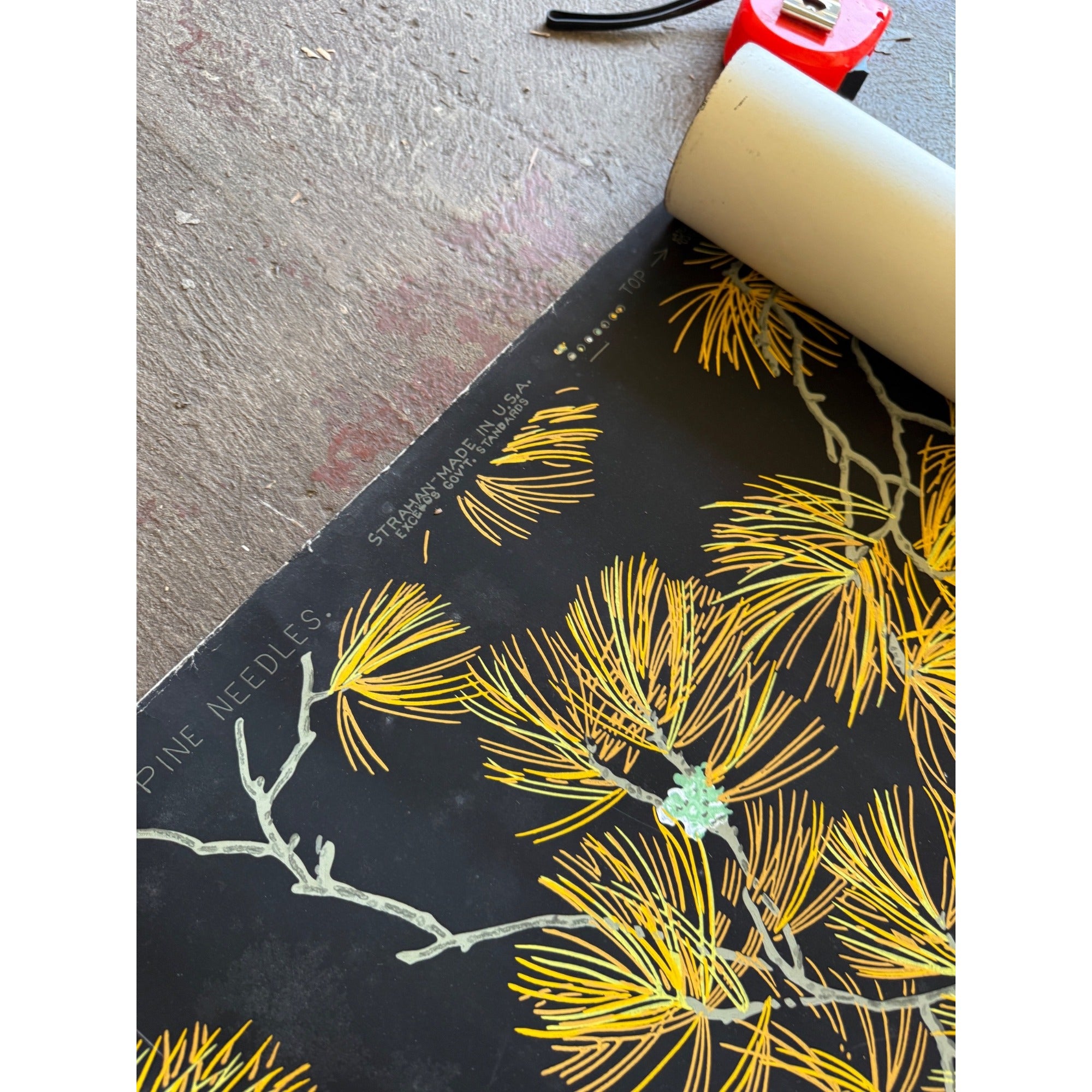 Vintage Pine Needles Black Wallpaper Roll For Crafting Black & Gold