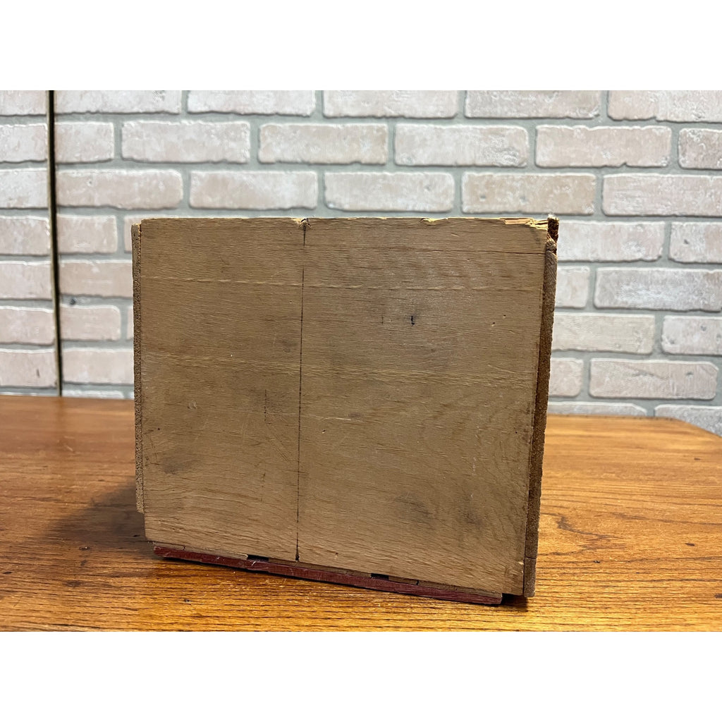 Vintage Season's Greetings Wood Apples Shipping Crate Box Yakima WA Santa Claus