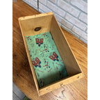 Vintage Season's Greetings Wood Apples Shipping Crate Box Yakima WA Santa Claus