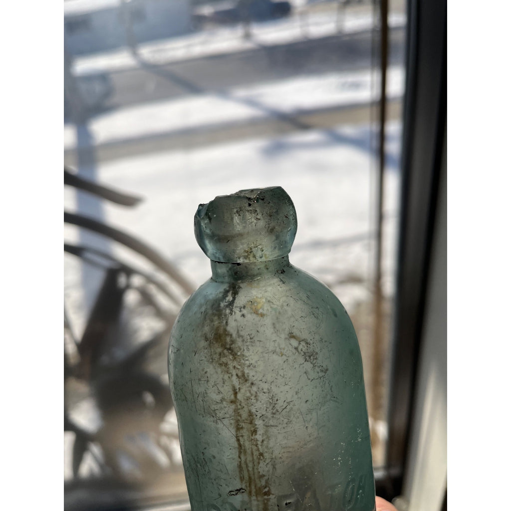 SM. EATON Watertown Wisconsin Blob Top Soda Bottle Hutchinson Hutch WI Wis