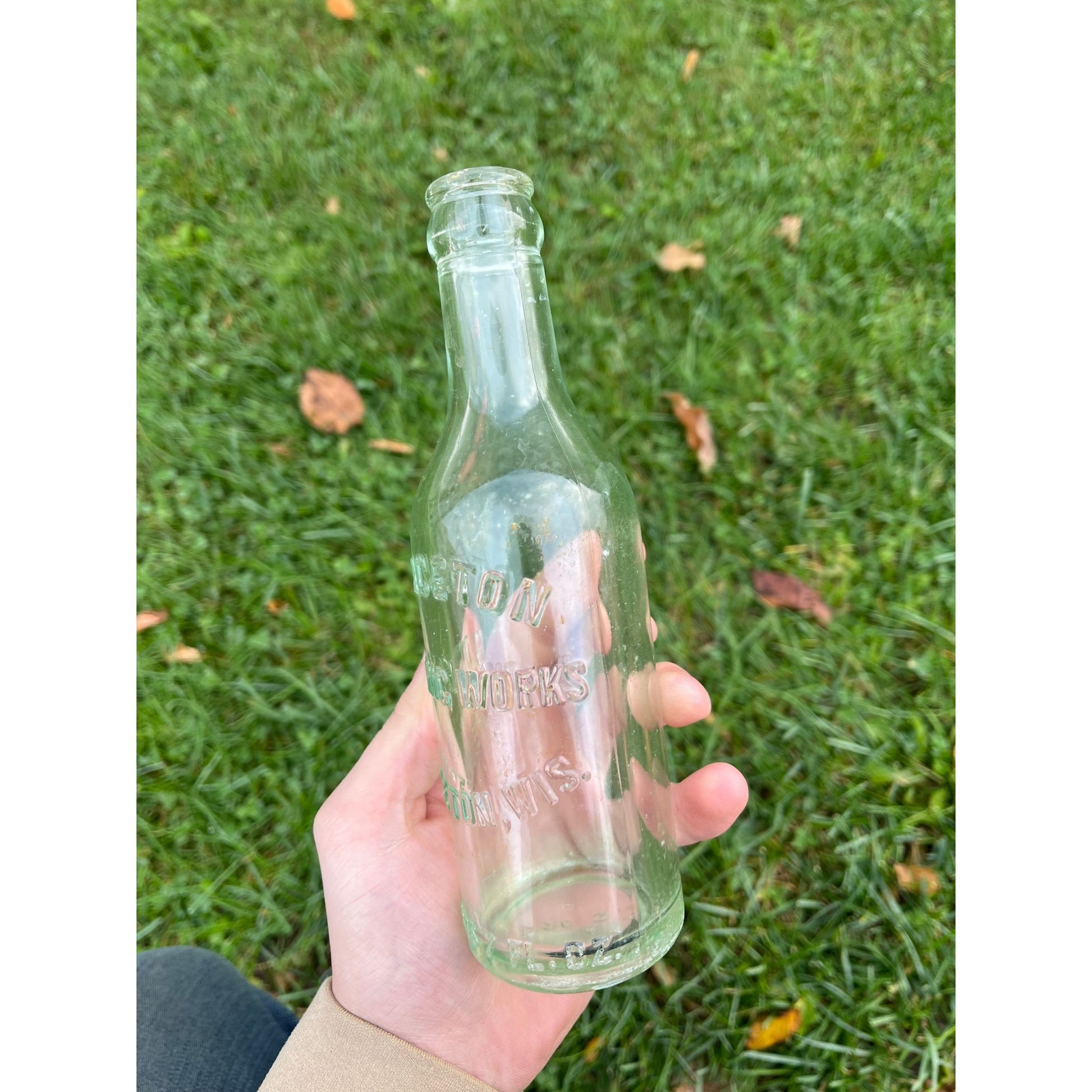 Princeton WI Beer Soda Bottle Princeton Bottling Works embossed 1933 clear