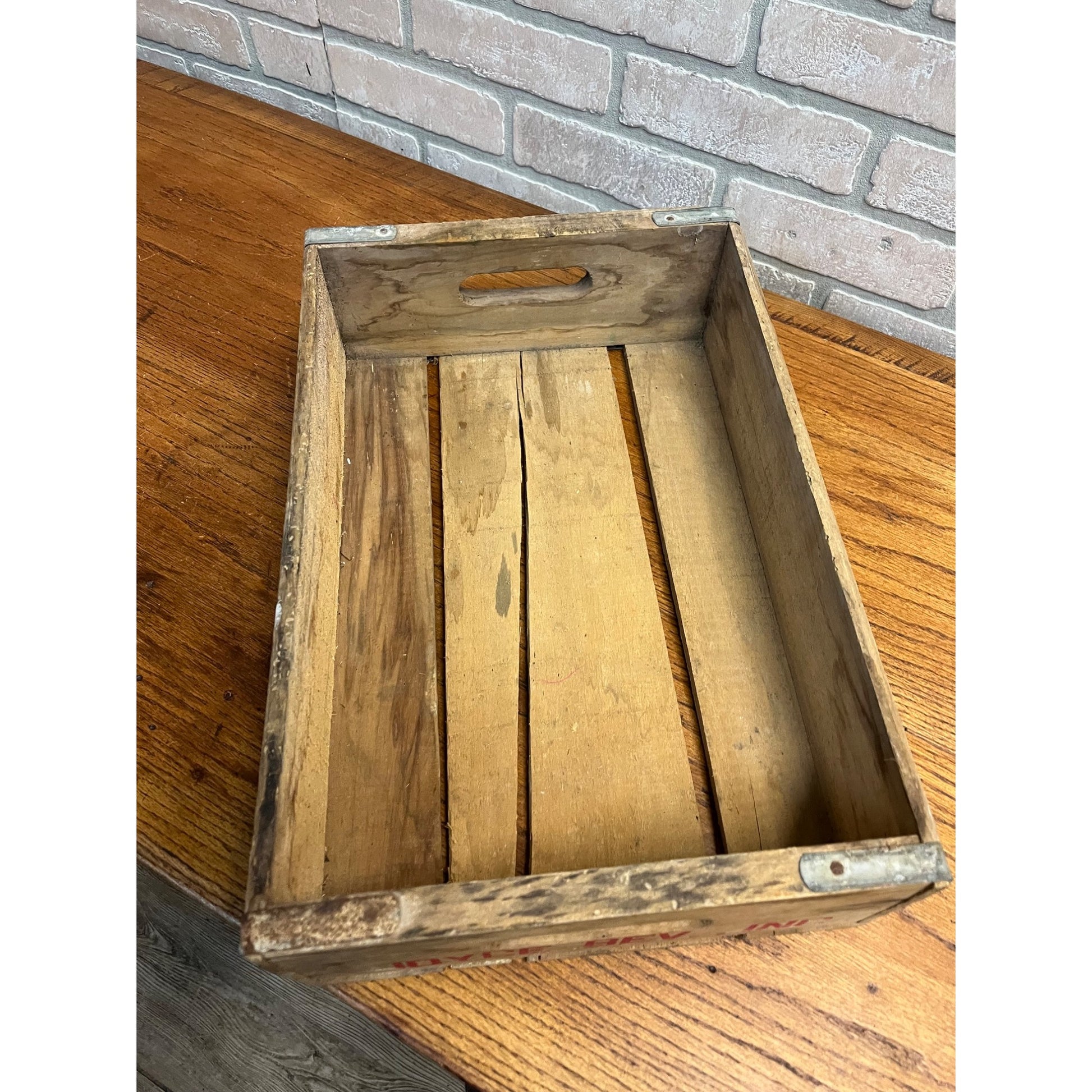 Vintage Seven-Up 7UP Wood Soda Crate  Joyce Beverage Inc Advertising Bottle Carrier