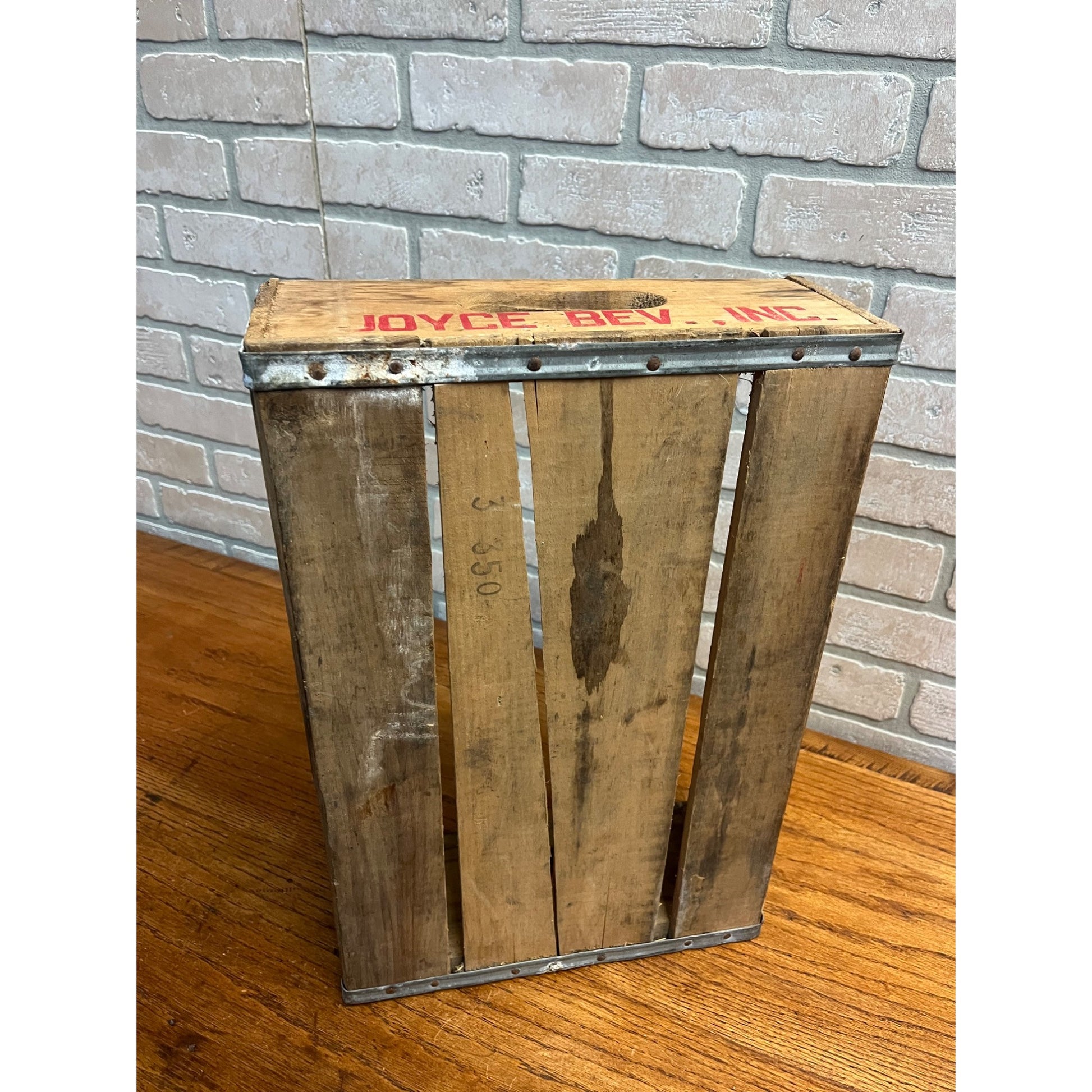 Vintage Seven-Up 7UP Wood Soda Crate  Joyce Beverage Inc Advertising Bottle Carrier