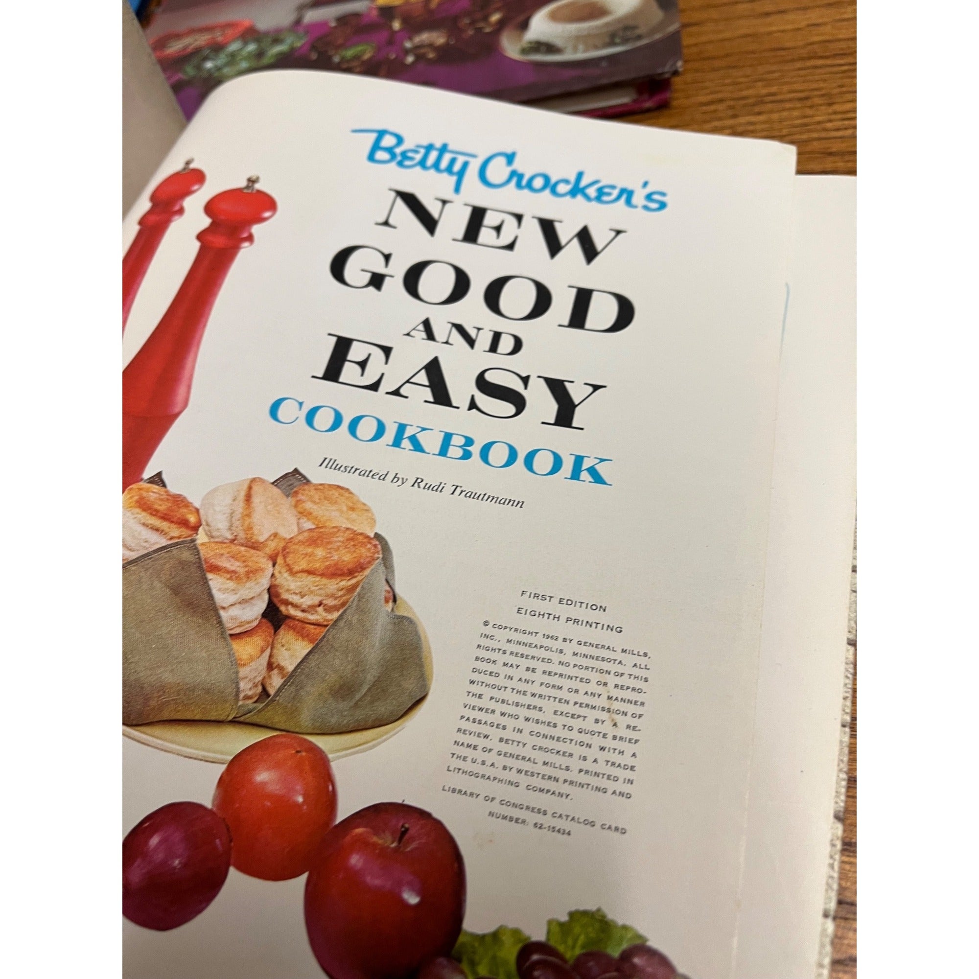 Vintage Betty Crocker Recipe Cookbooks Lot (5) Dinner Parties Good & Easy ++