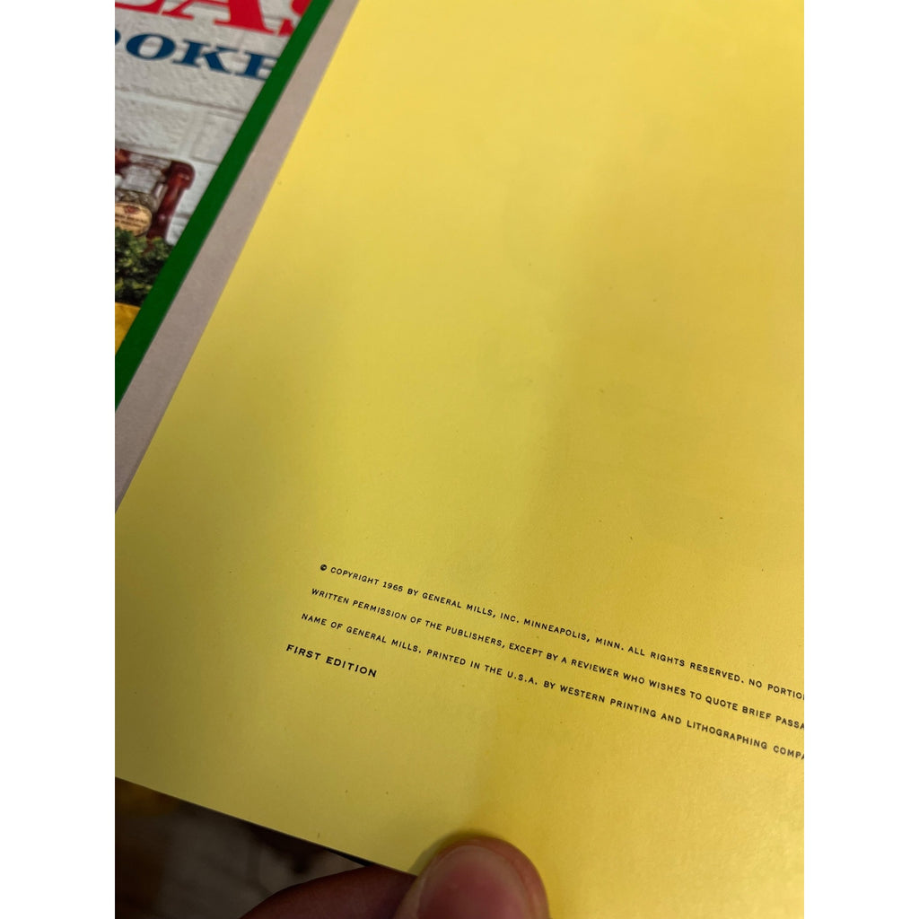 Vintage Betty Crocker Recipe Cookbooks Lot (5) Dinner Parties Good & Easy ++