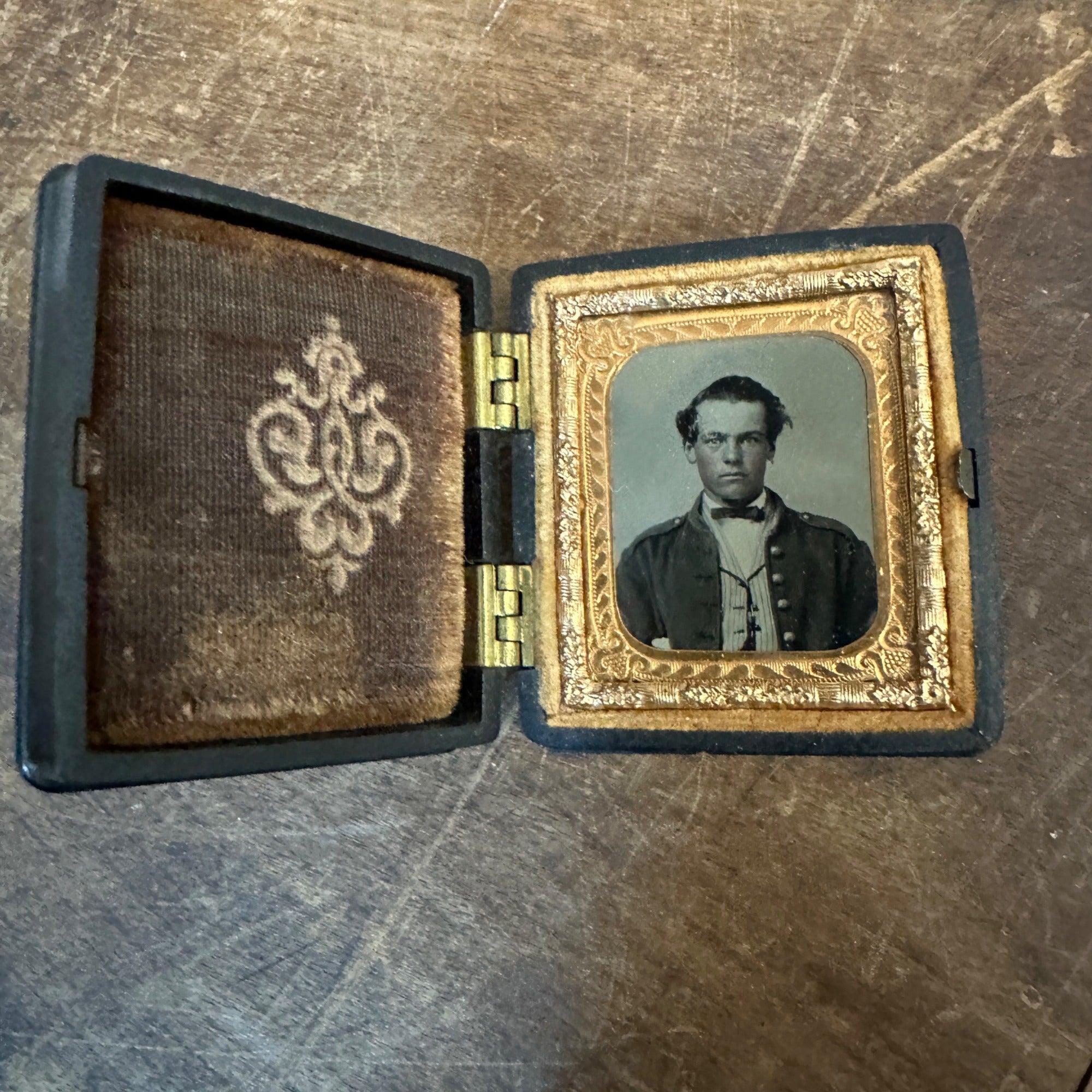 Original Civil War Navy Sailor in Uniform Ambrotype Photograph Photo 1/16 Plate