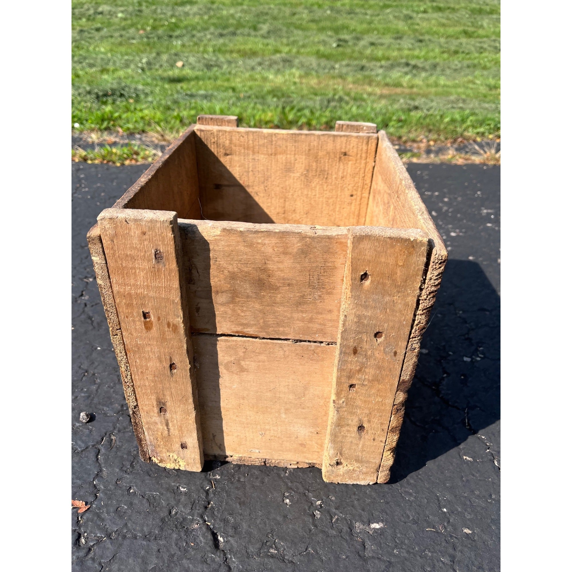 Vintage Antique Trolley National Mfg. Co. Wood Box Crate Sterling Ill Barn Door