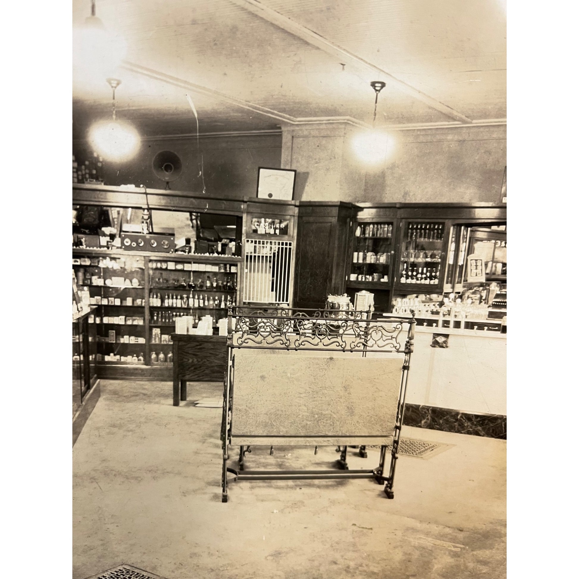 Original Large Cabinet Photo of Soda Fountain Drug Candy Store Milwaukee Wis