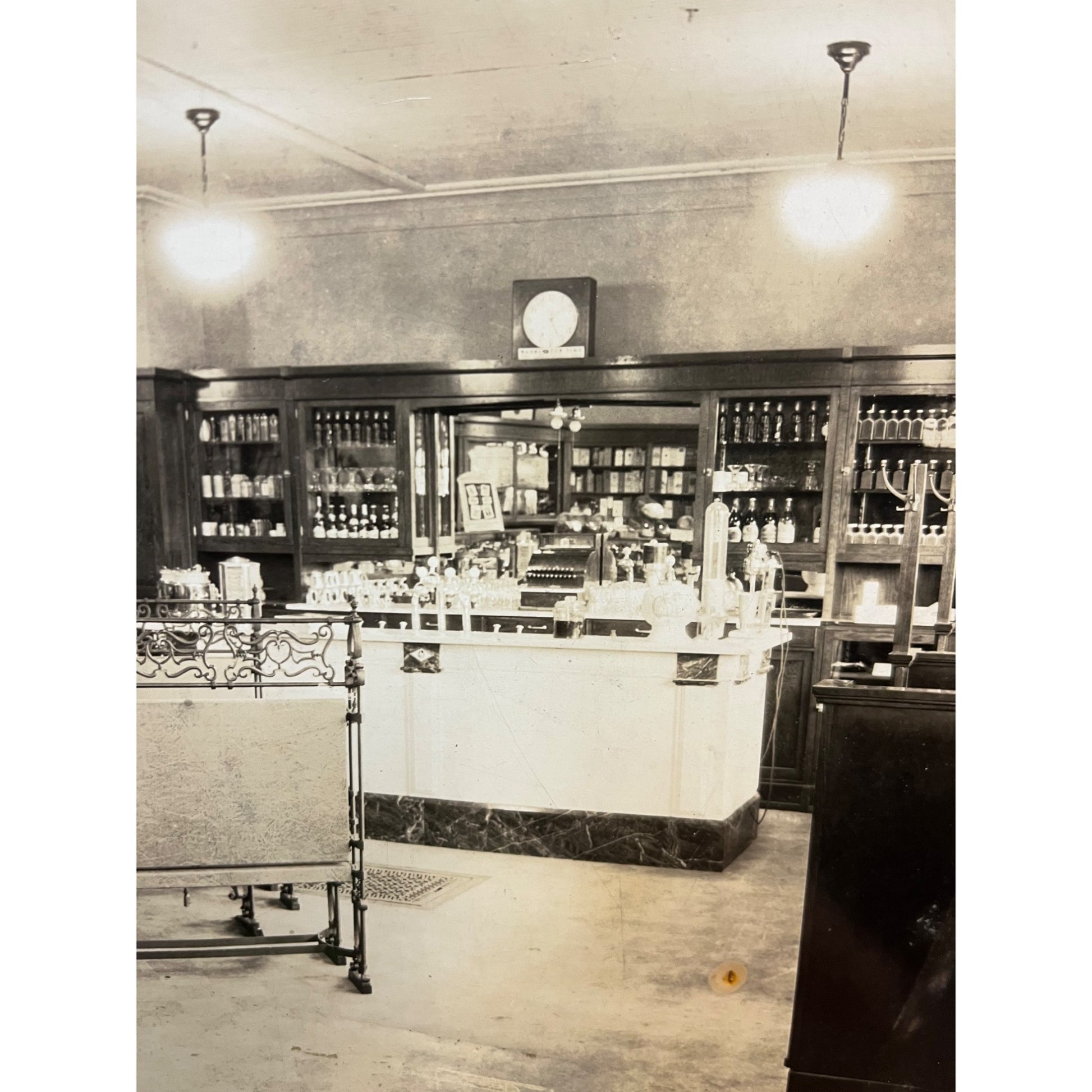 Original Large Cabinet Photo of Soda Fountain Drug Candy Store Milwaukee Wis
