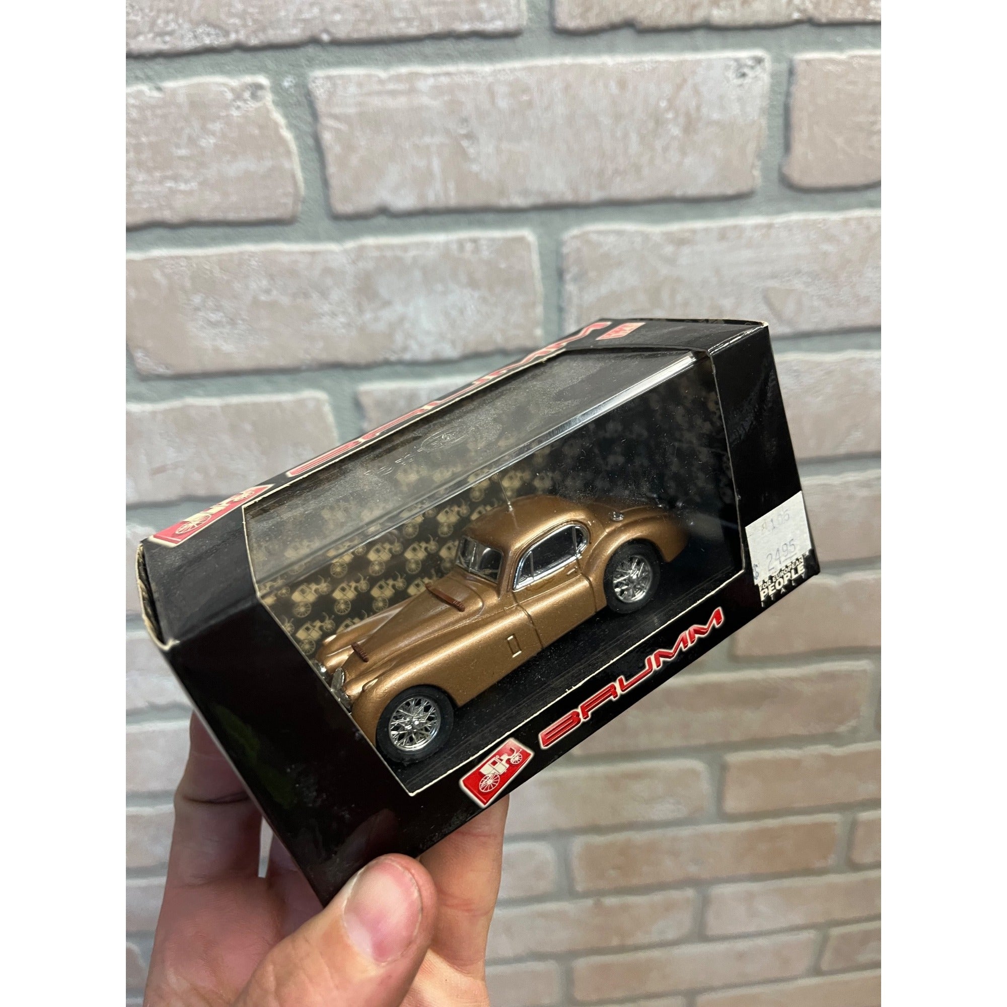 Brumm R106 Jaguar XK120 Coupe 1948 1:43 Scale Boxed