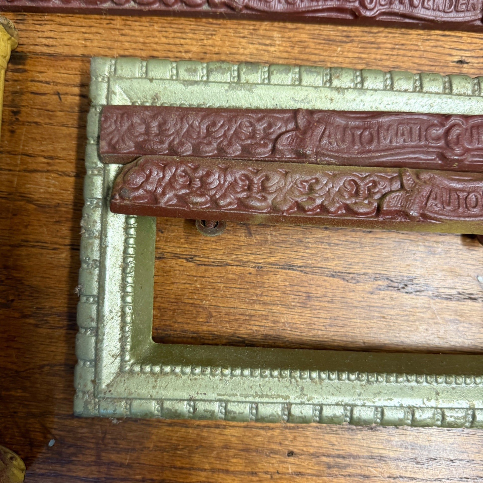 5¢ Mills Novelty Co. OK Automatic Gum Vender Slot Machine Parts Cast Iron