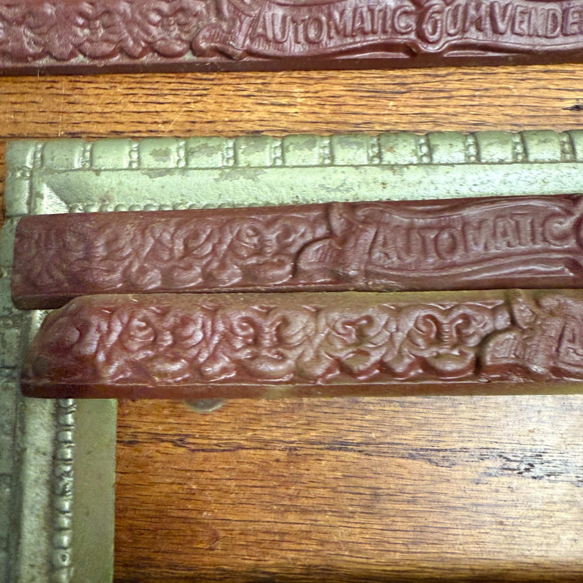 5¢ Mills Novelty Co. OK Automatic Gum Vender Slot Machine Parts Cast Iron