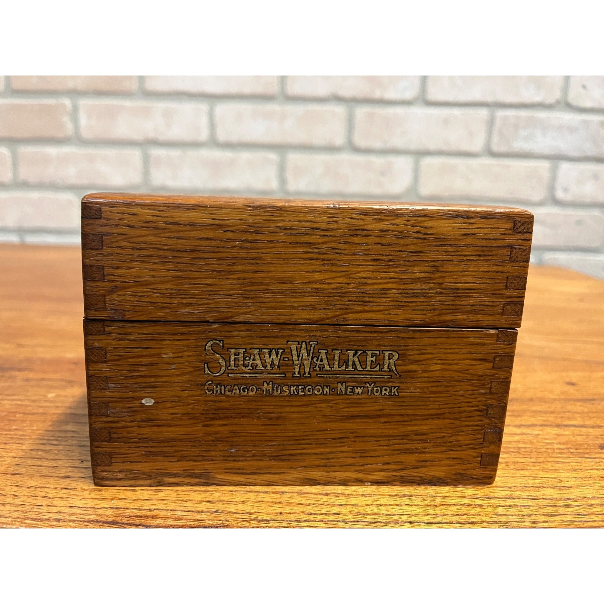 Vintage Shaw-Walker Quatersawn Oak Index Card File Box Recipe Box