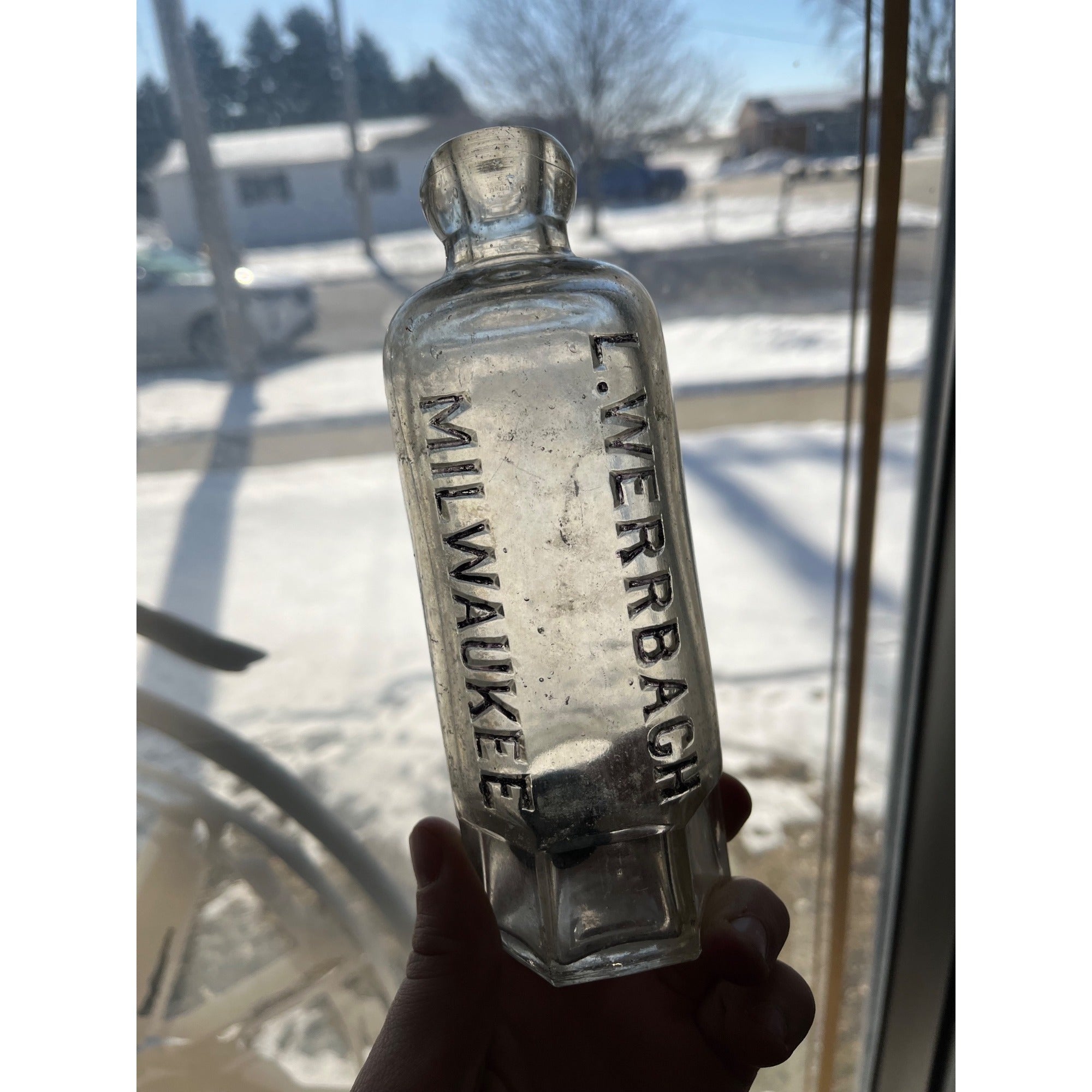 L. Werrbach c1890s Milwaukee Wis Embossed Soda Bottle Blob Top Hutchinson