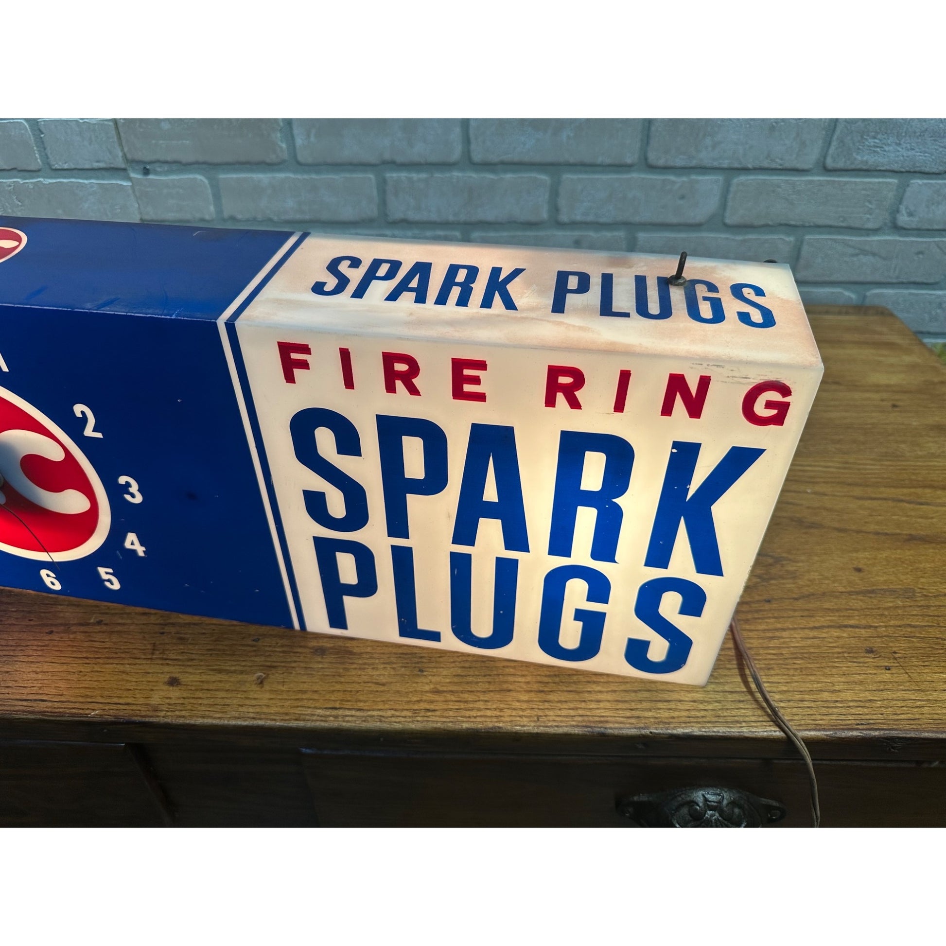 Vintage AC Spark Plugs Lighted Advertising Sign Plastic Auto Garage Gas Oil