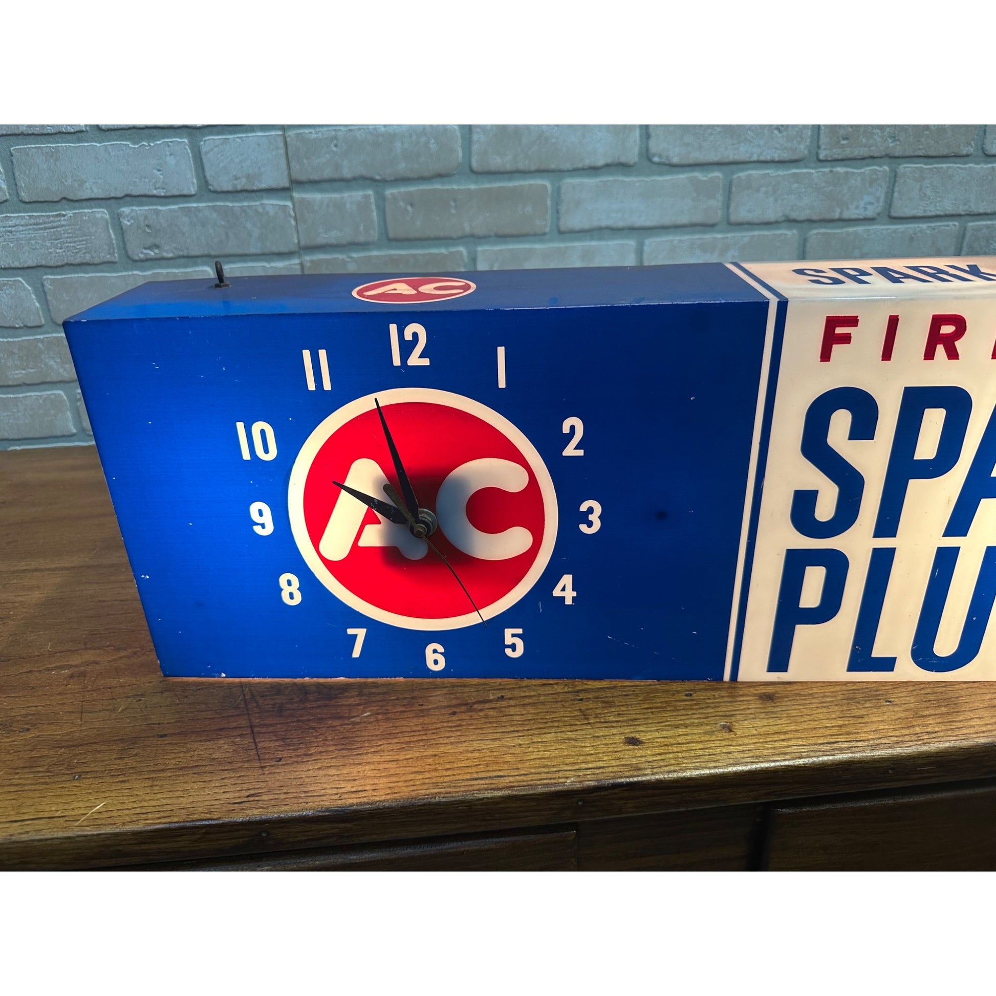 Vintage AC Spark Plugs Lighted Advertising Sign Plastic Auto Garage Gas Oil