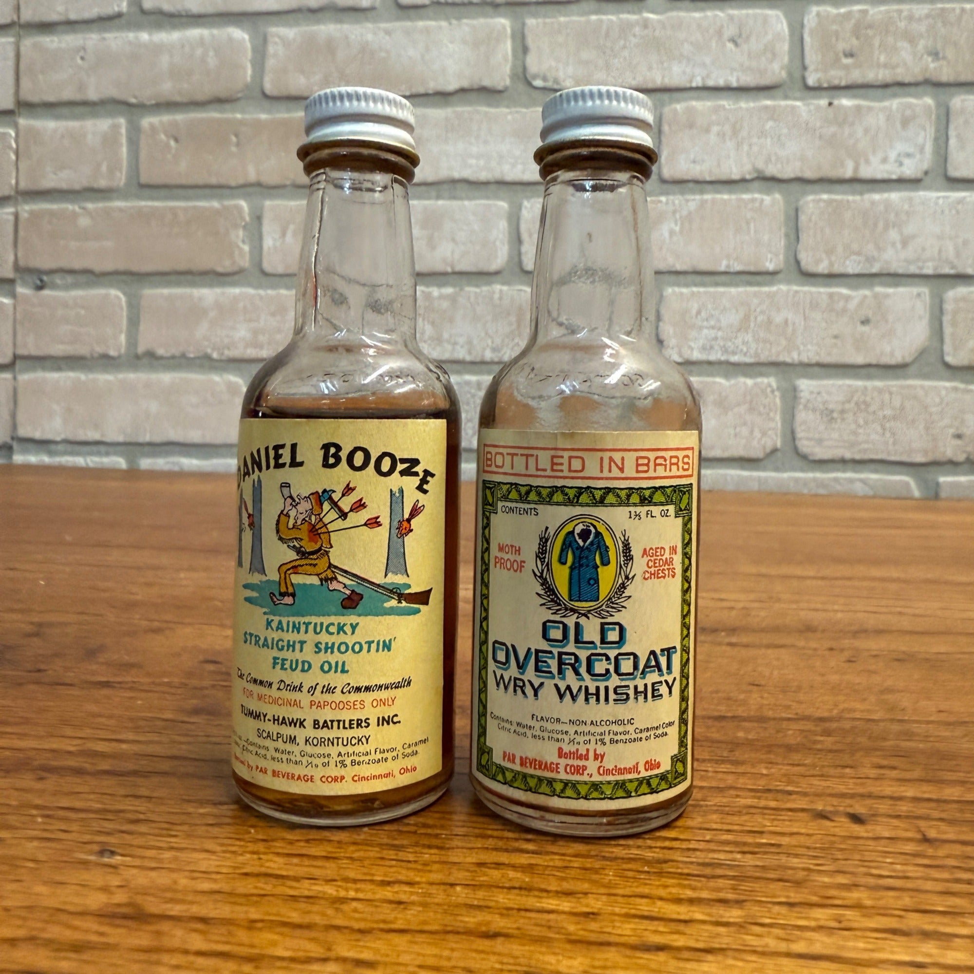 Vintage Novelty Bottles Daniel Booze Kentucky Feud Oil & Overcoat Par Beverage