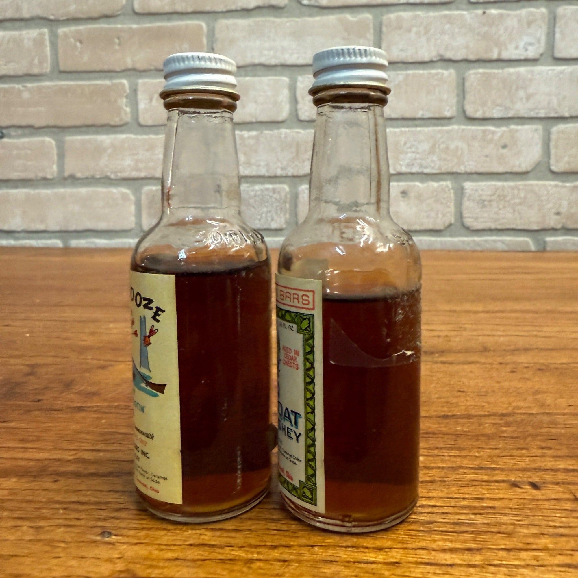 Vintage Novelty Bottles Daniel Booze Kentucky Feud Oil & Overcoat Par Beverage