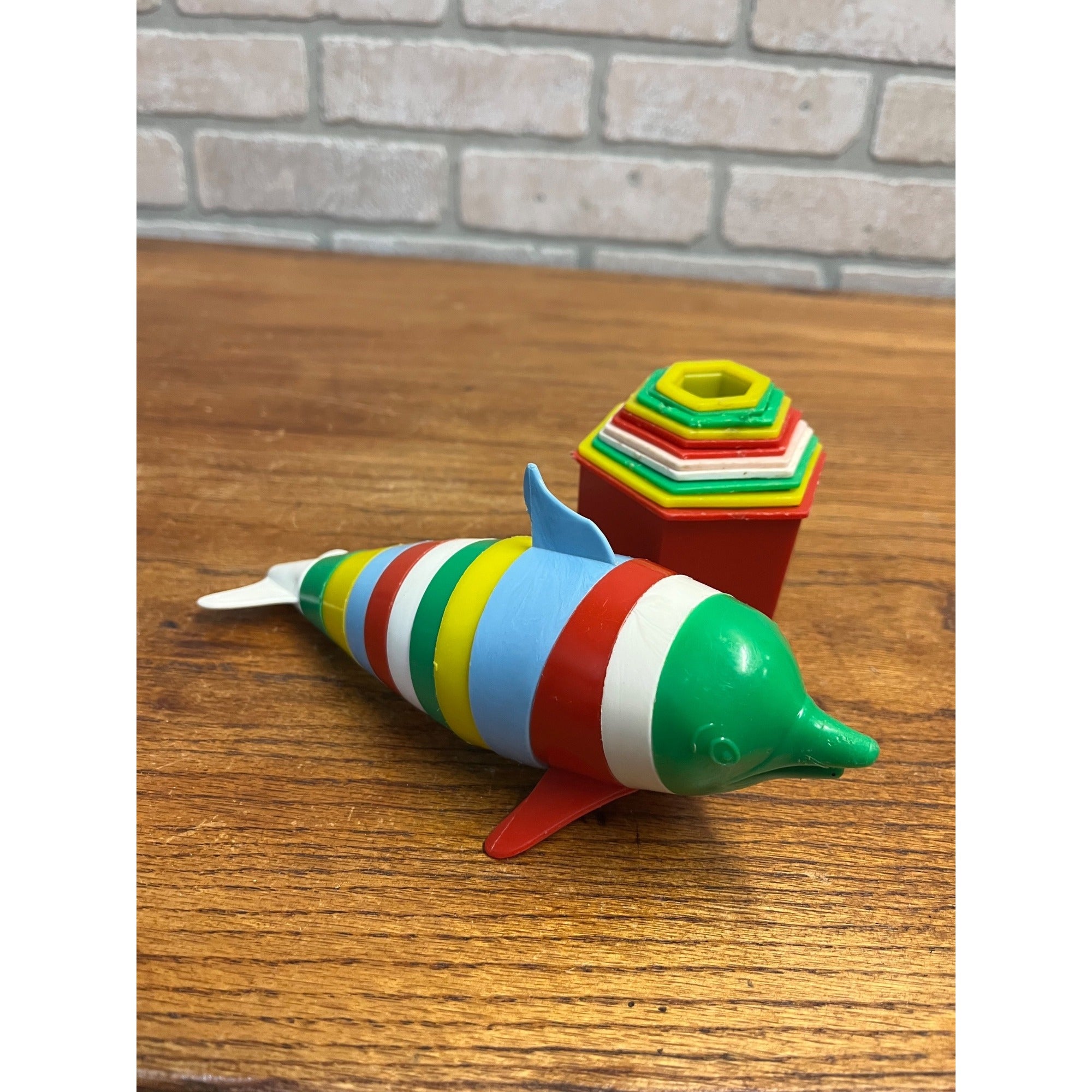Vintage 1960s Child's Guidance Dolphin Puzzle Plastic Stacking Ring Toy + Cups