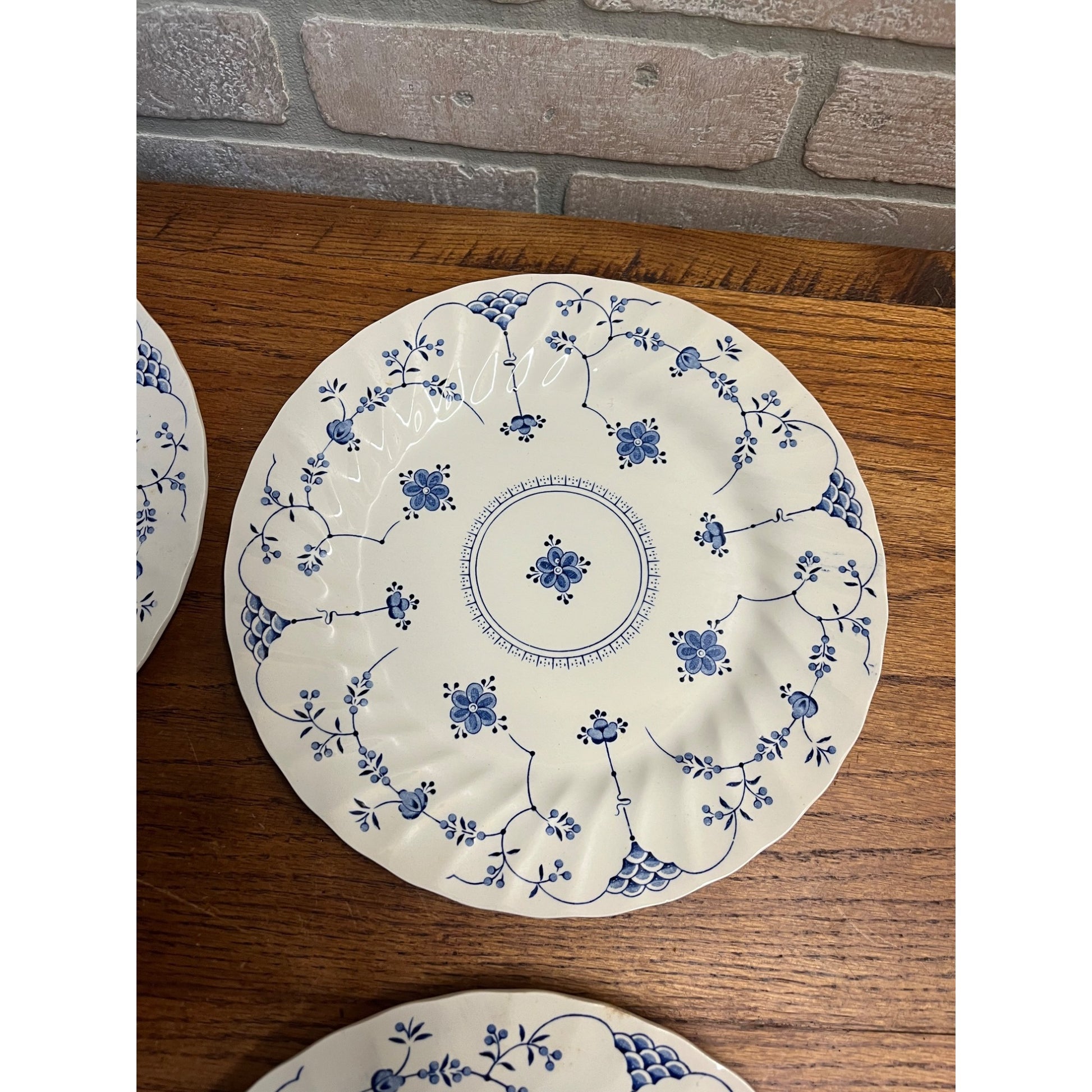 (4) Vintage Myott Finlandia 7" Bread Plates Staffordshire Ware Blue White Meakin
