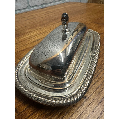 Vintage Wm Rogers Silver Plate Covered Butter Dish 887