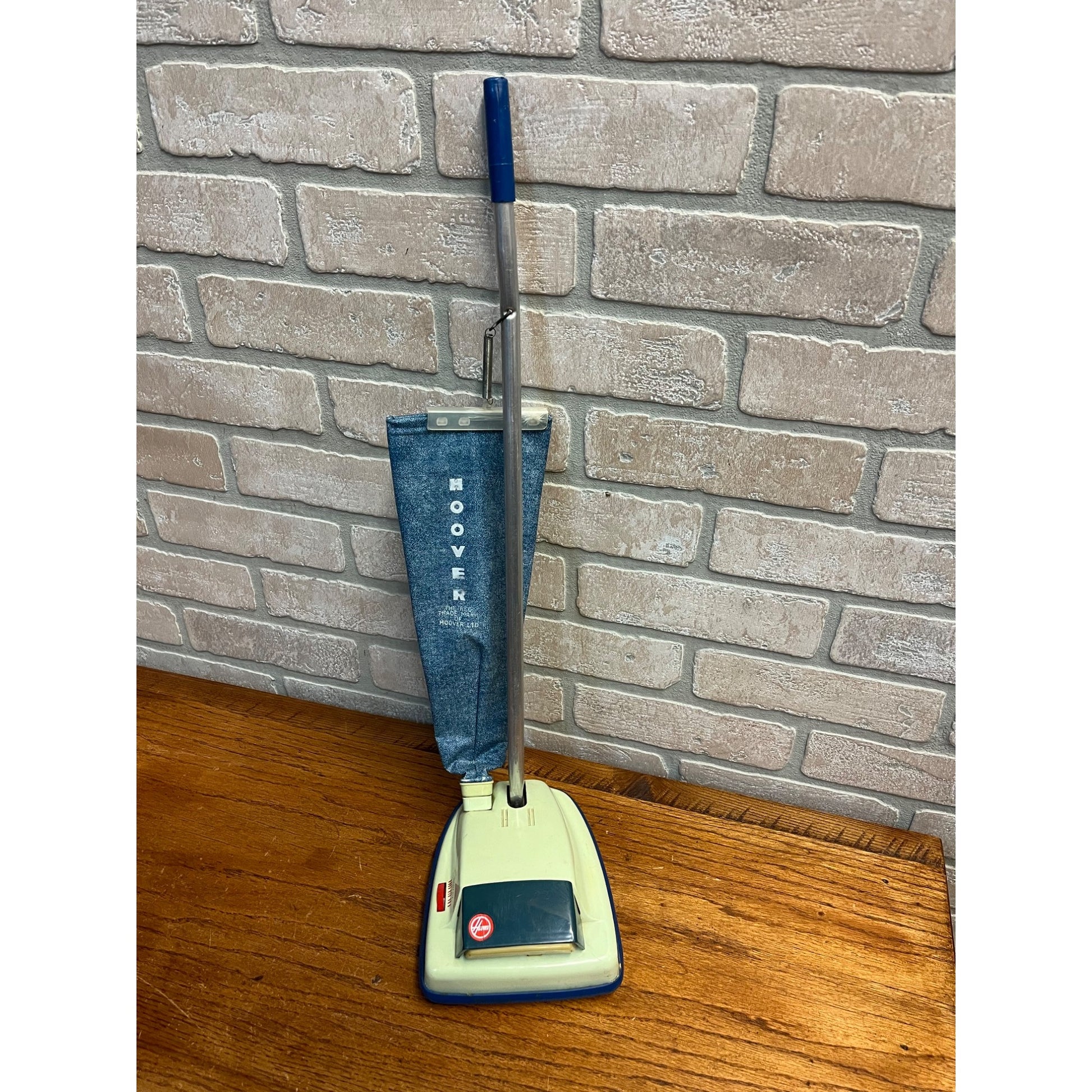 Vintage 1960s Hoover Vacuum Child's Play Toy C.M.T. Wells Kelo Blue w/ Bag