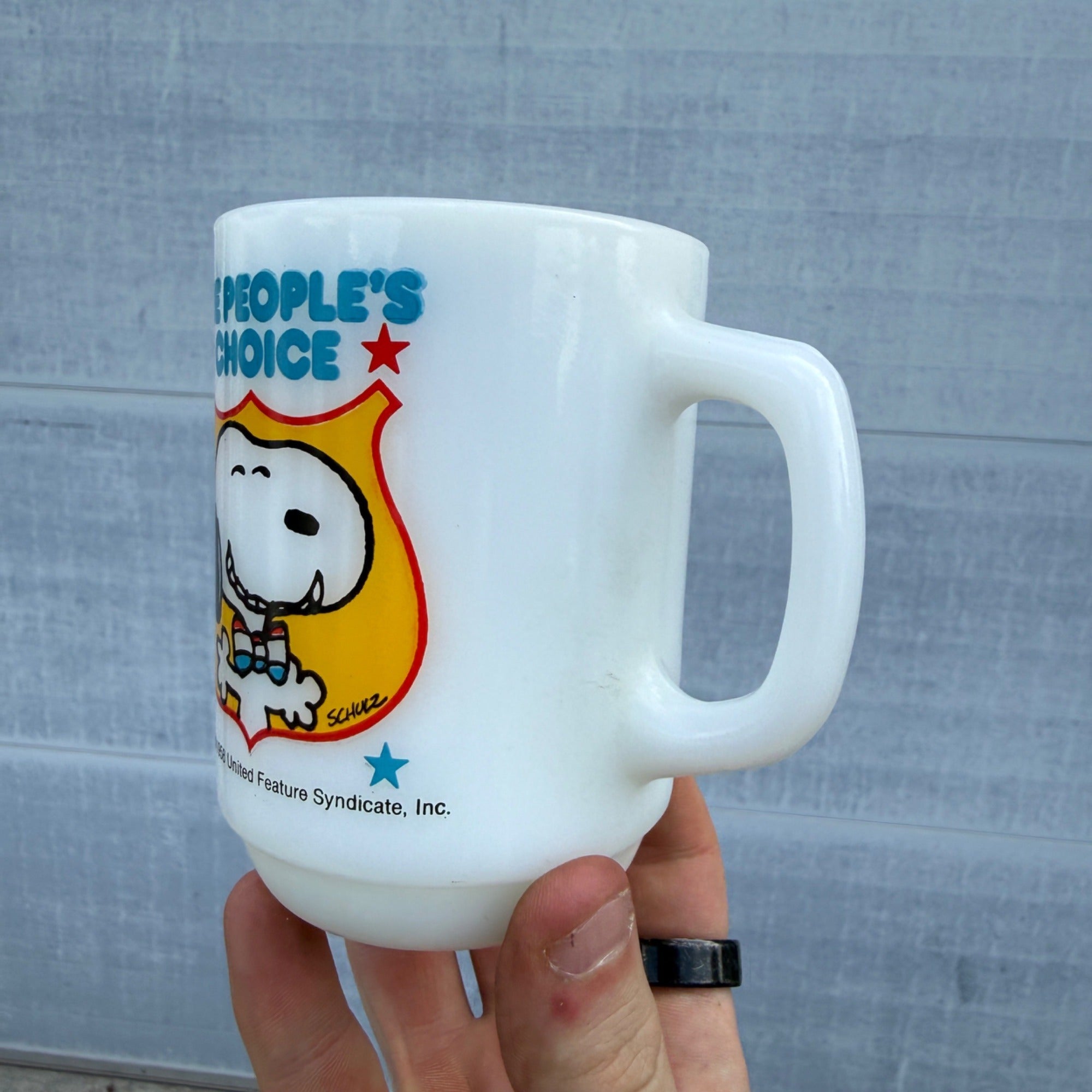 1980 Peanuts Snoopy "The People's Choice" Anchor Hocking Fire King Glass Mug