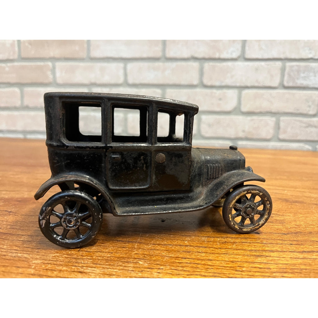Antique Arcade Cast Iron Ford Model T Automobile 4-Door Original Black Paint Toy