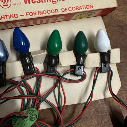 Vintage 1940s Westinghouse Christmas 7-Light String Light C7 Bulbs w/ Box