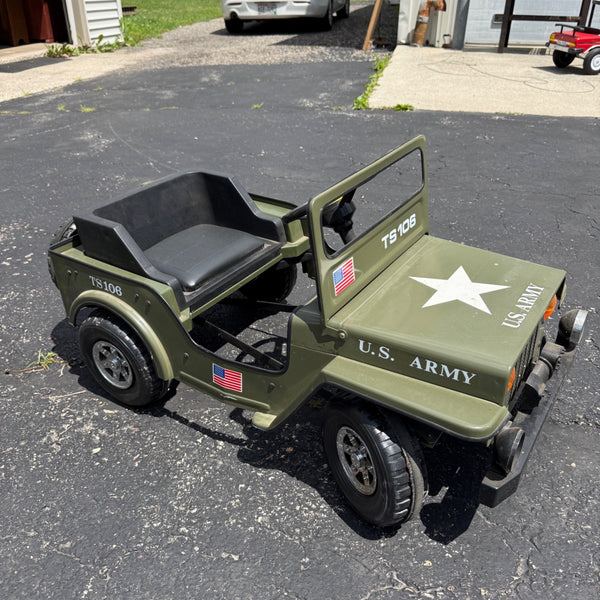 Vintage 1970s US Army Willys Jeep Child's Toy Pedal Car Green Munchkin Motors TS106